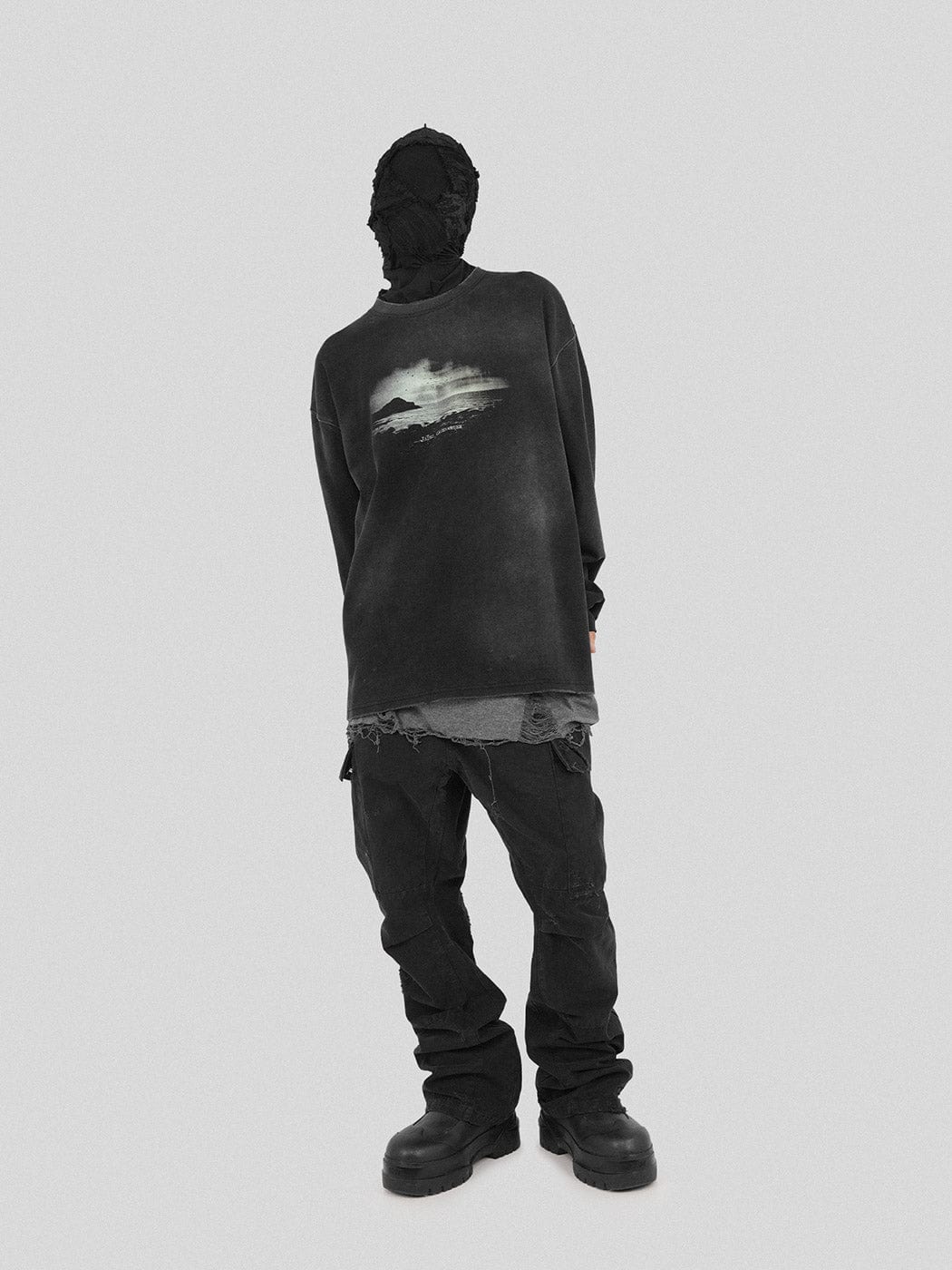UNDERWATER Distressed Flare Pants