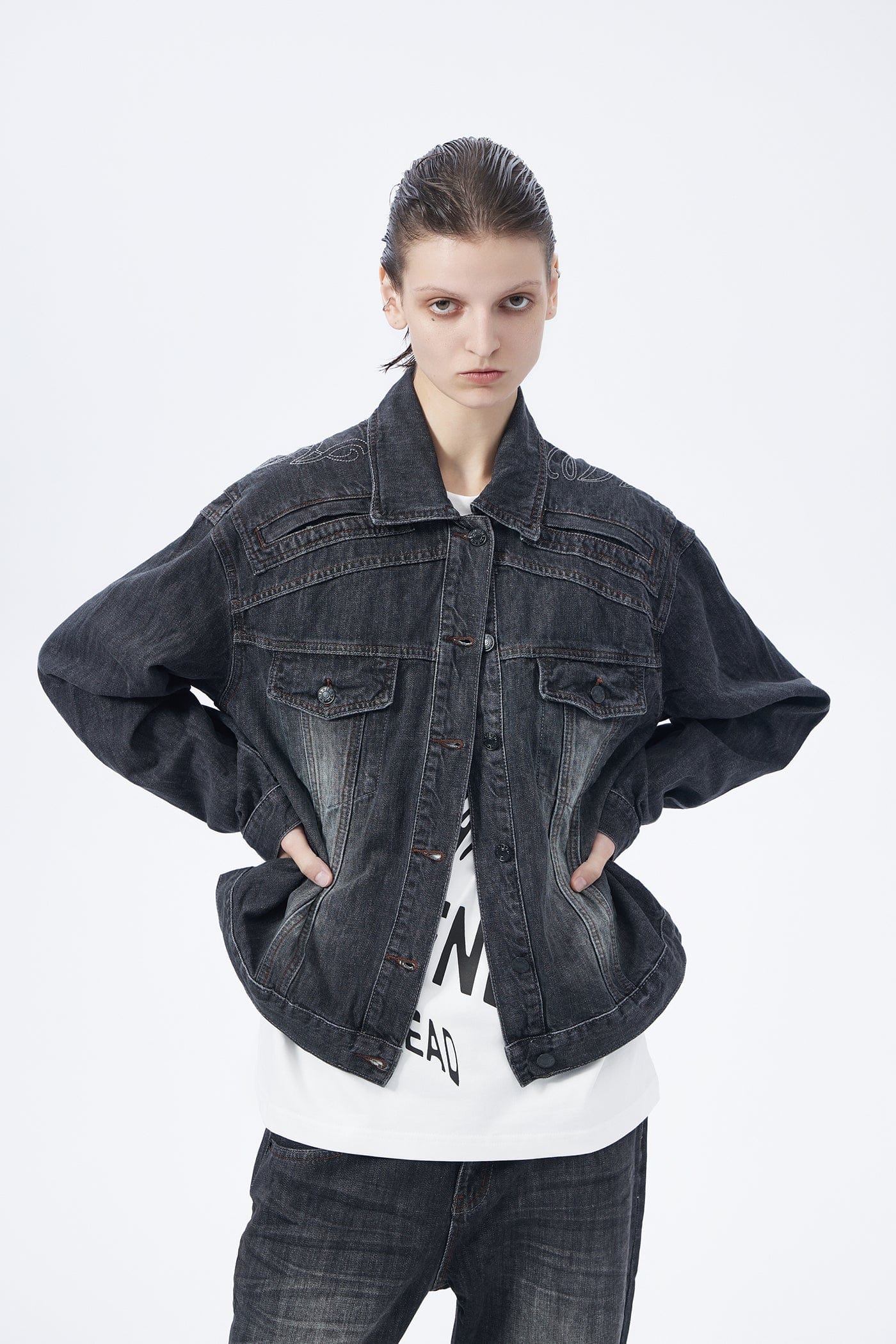 ARTIFICIAL WORLD Deconstructed Faded Denim Jacket