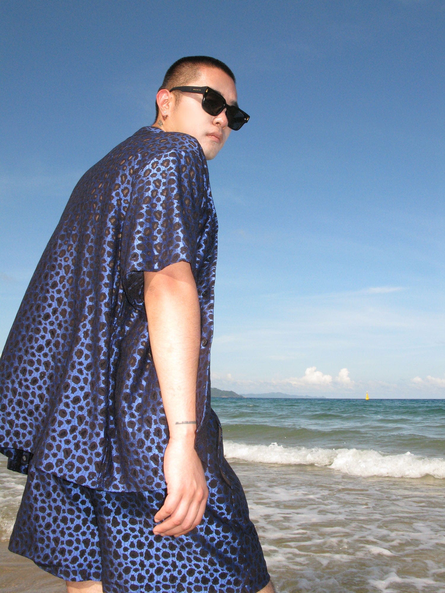 SOURPLUM Leopard Satin Half Shirt