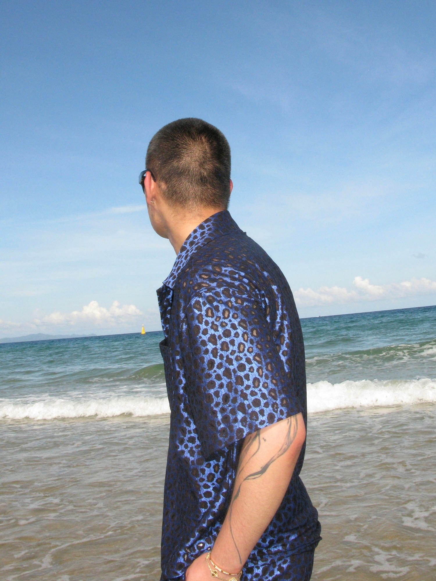 SOURPLUM Leopard Satin Half Shirt