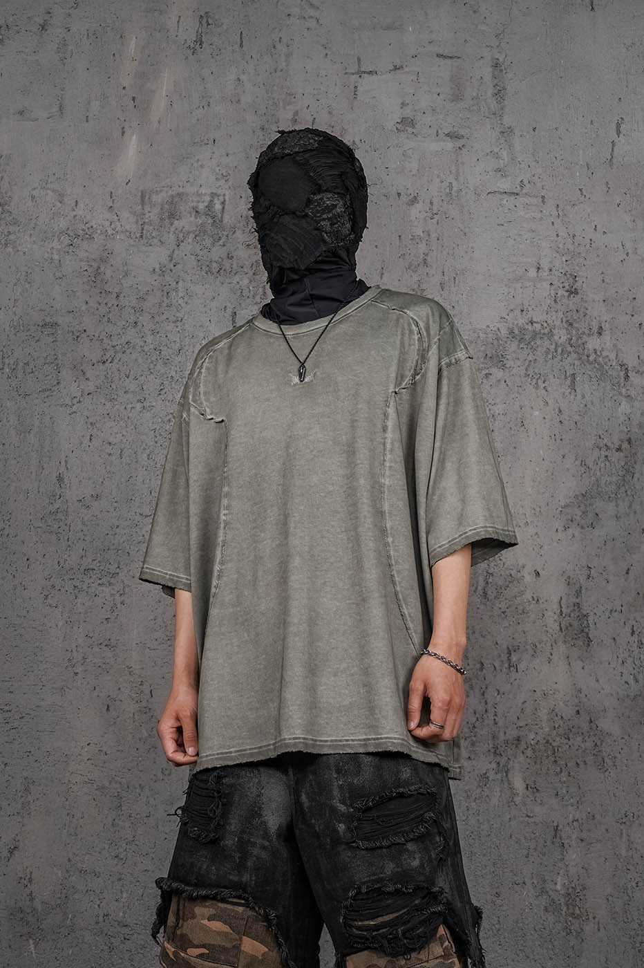 UNDERWATER Wasteland Devil Structure T-Shirt Grey
