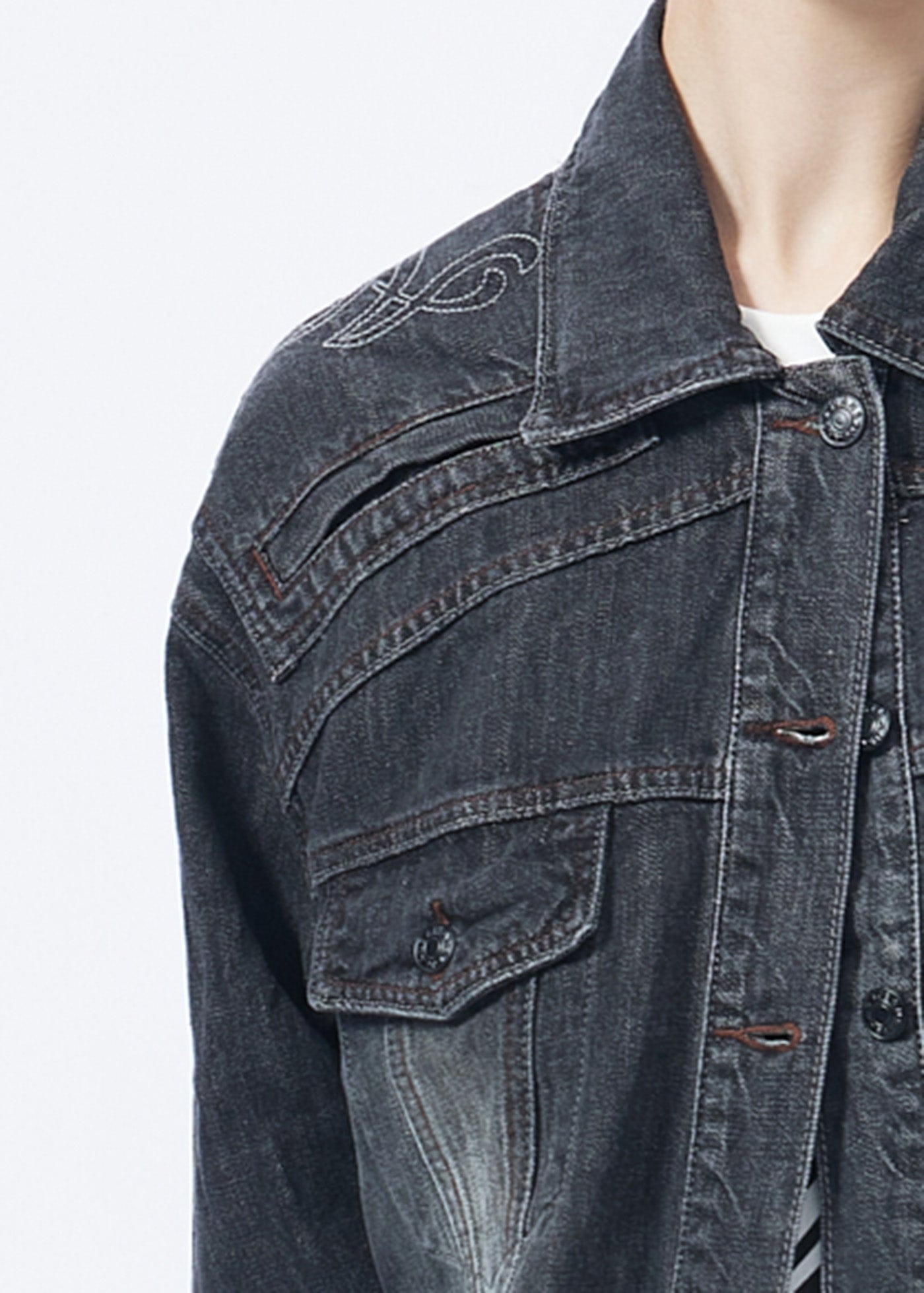 ARTIFICIAL WORLD Deconstructed Faded Denim Jacket