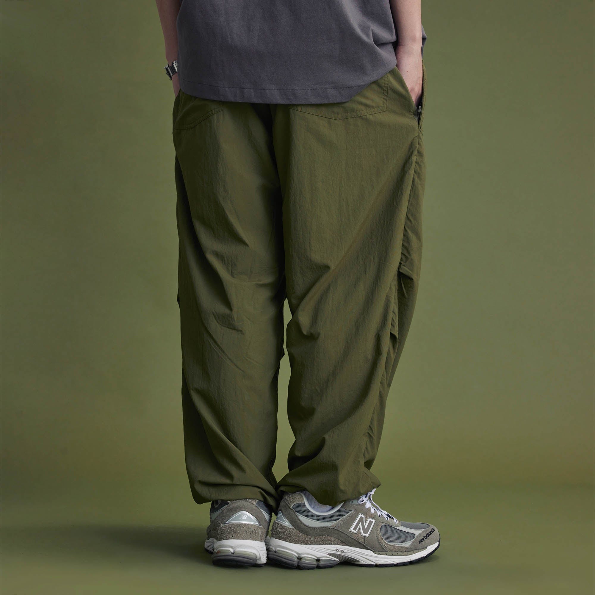 BANANA CLUB Quick-Dry Crinkled Wide-Leg Stretch Pants