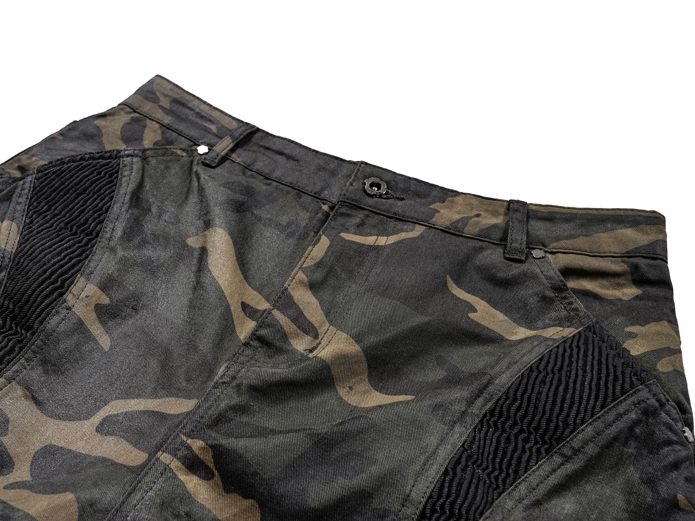 UNDERWATER Camo Deconstructed Fang-Paneled Pants