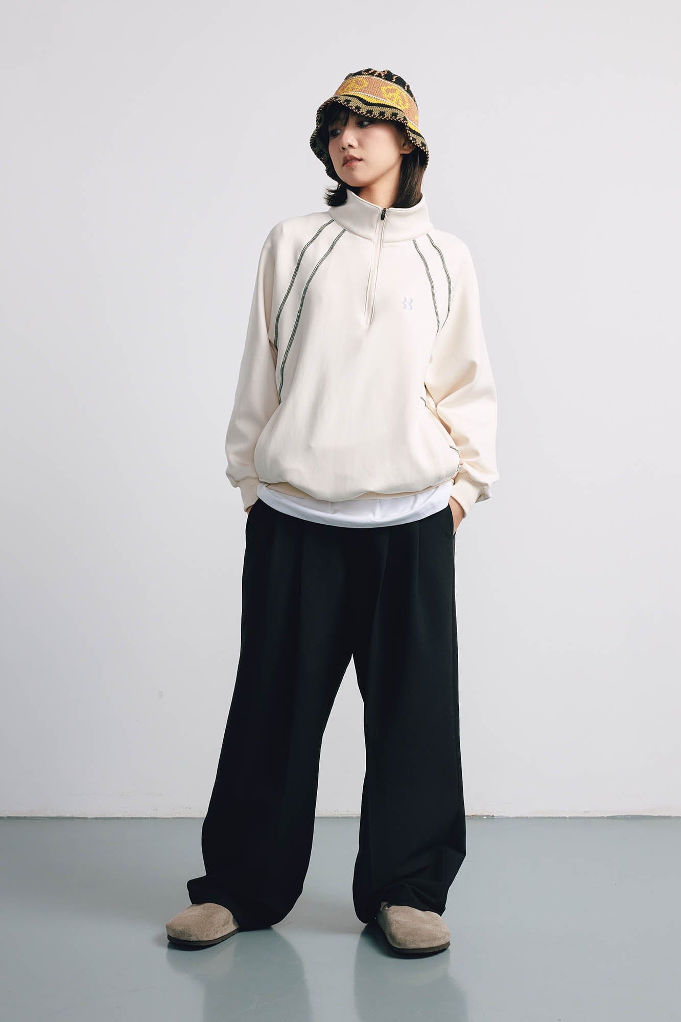BANANA CLUB Stitch Half-Zip Pullover Sweatshirt