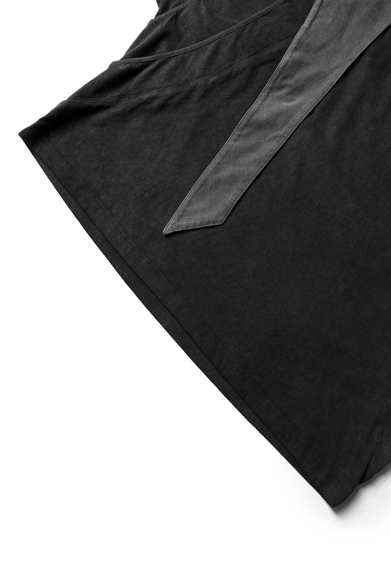 RELABEL Detachable Hood Layered Sleeve T-Shirt