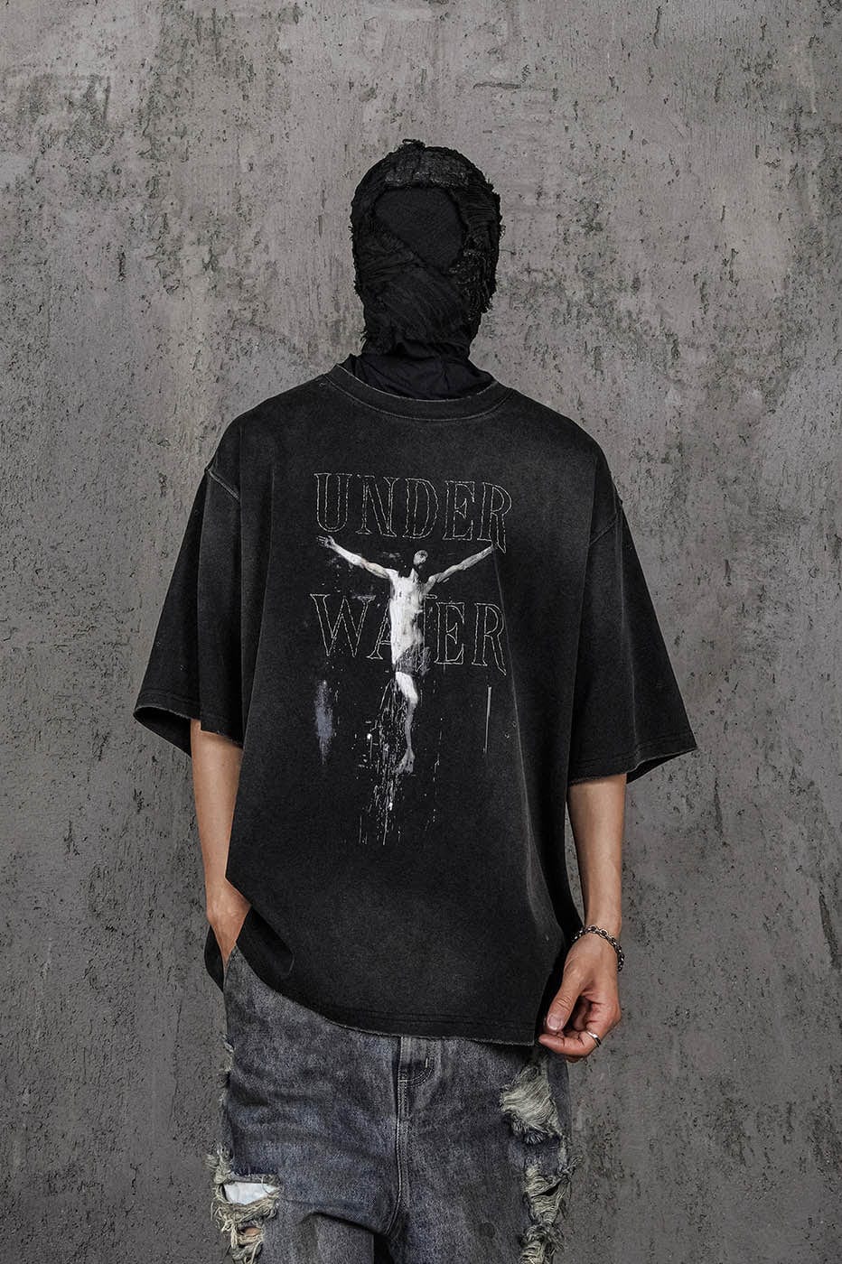 UNDERWATER Distressed Jesus T-Shirt