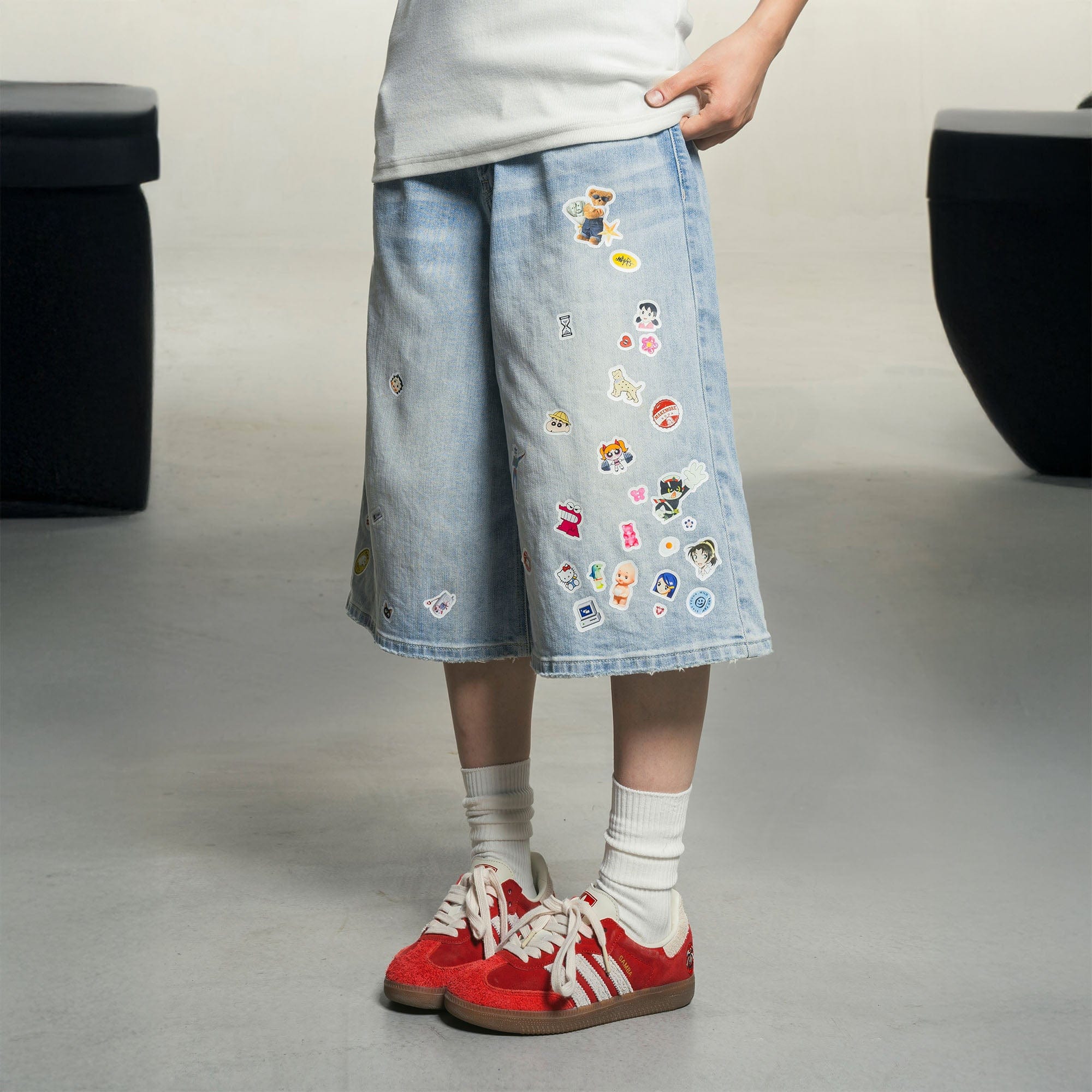MAKEMORE Anime Sticker Washed Denim Shorts