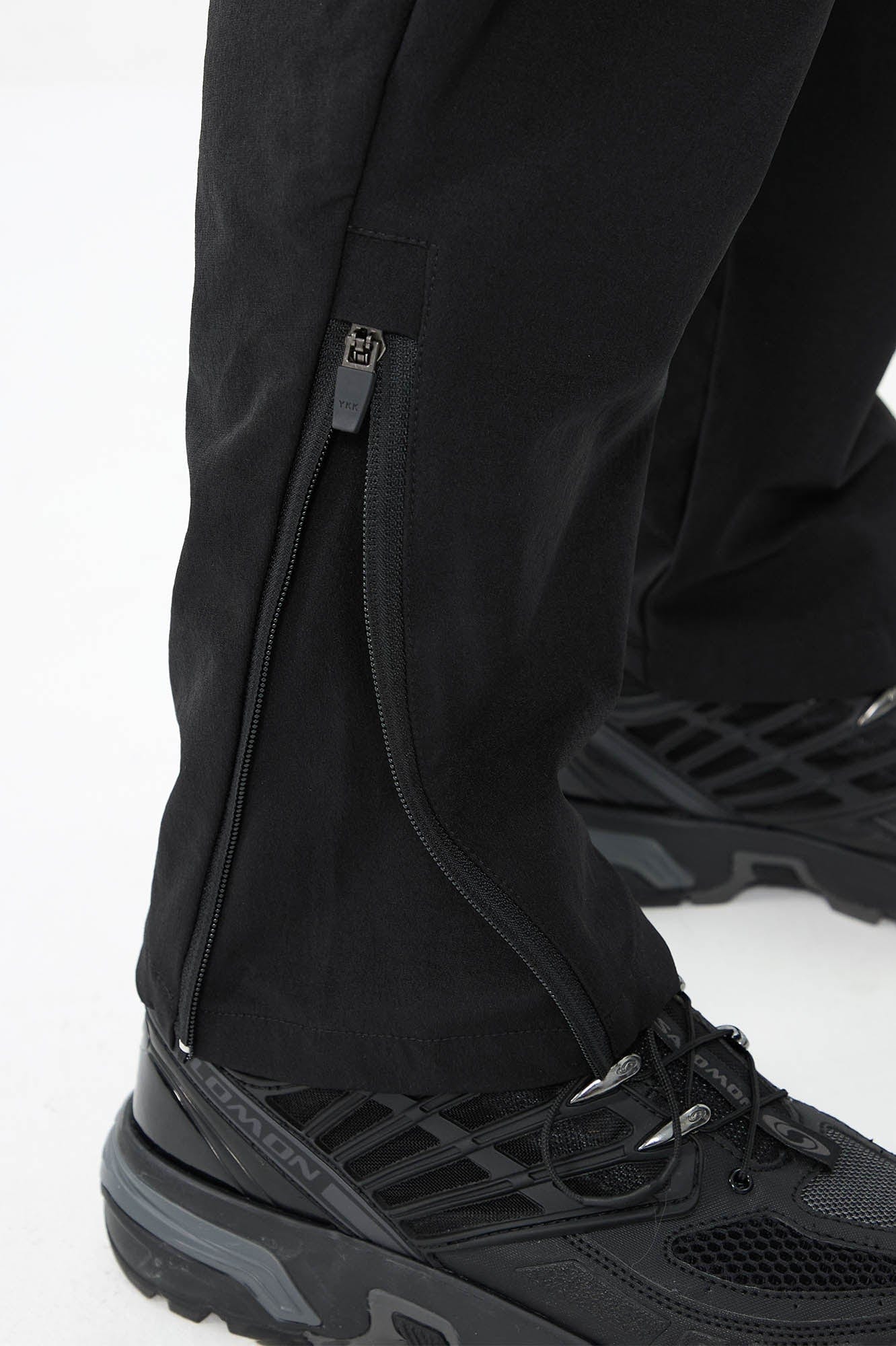 SILENSTORM Modern Tactical Multi-Pocket Pleated Pants