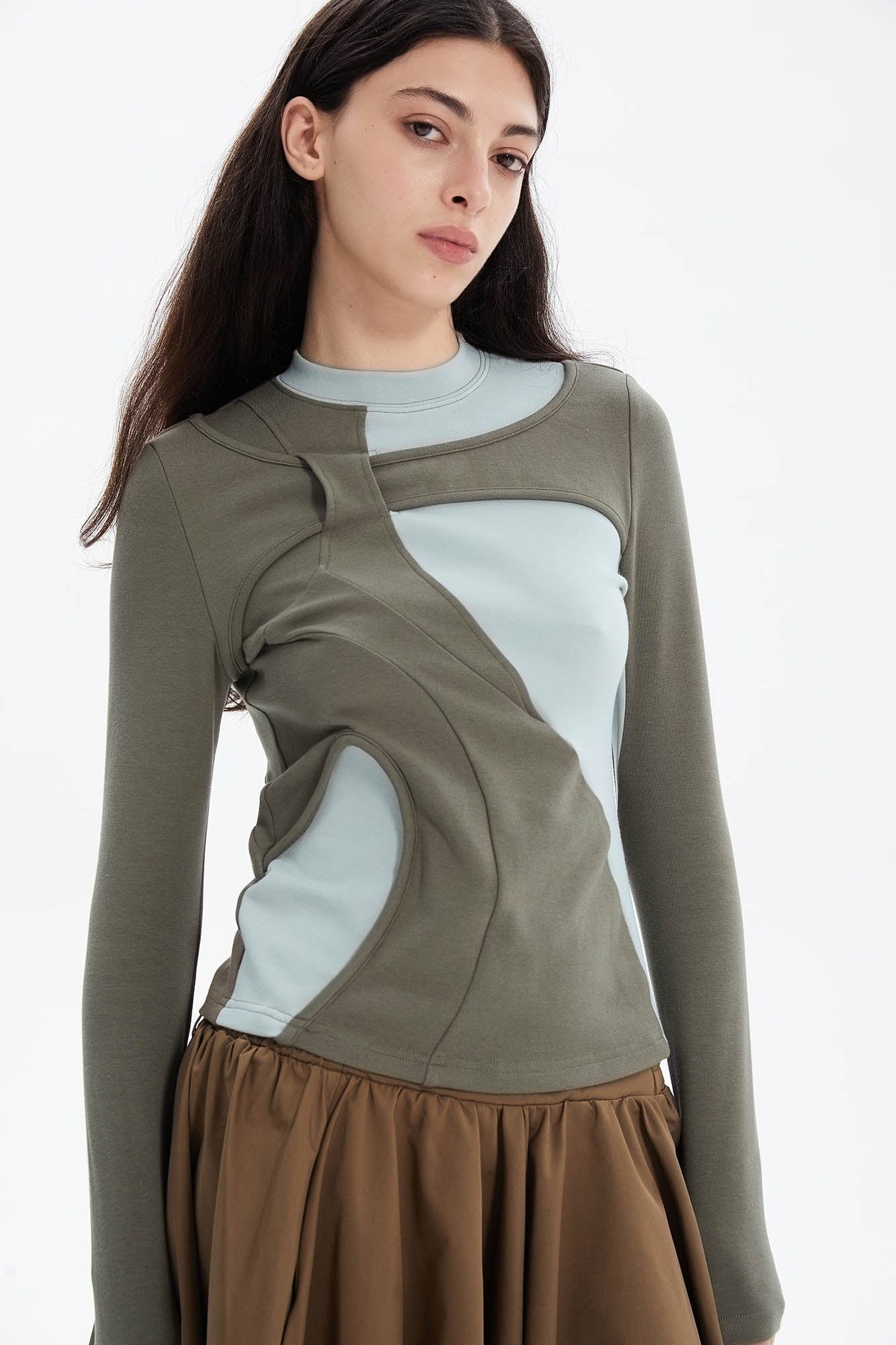 ERROR CODE ROBOT Asymmetrical Contrast Layered Long-Sleeve Tee