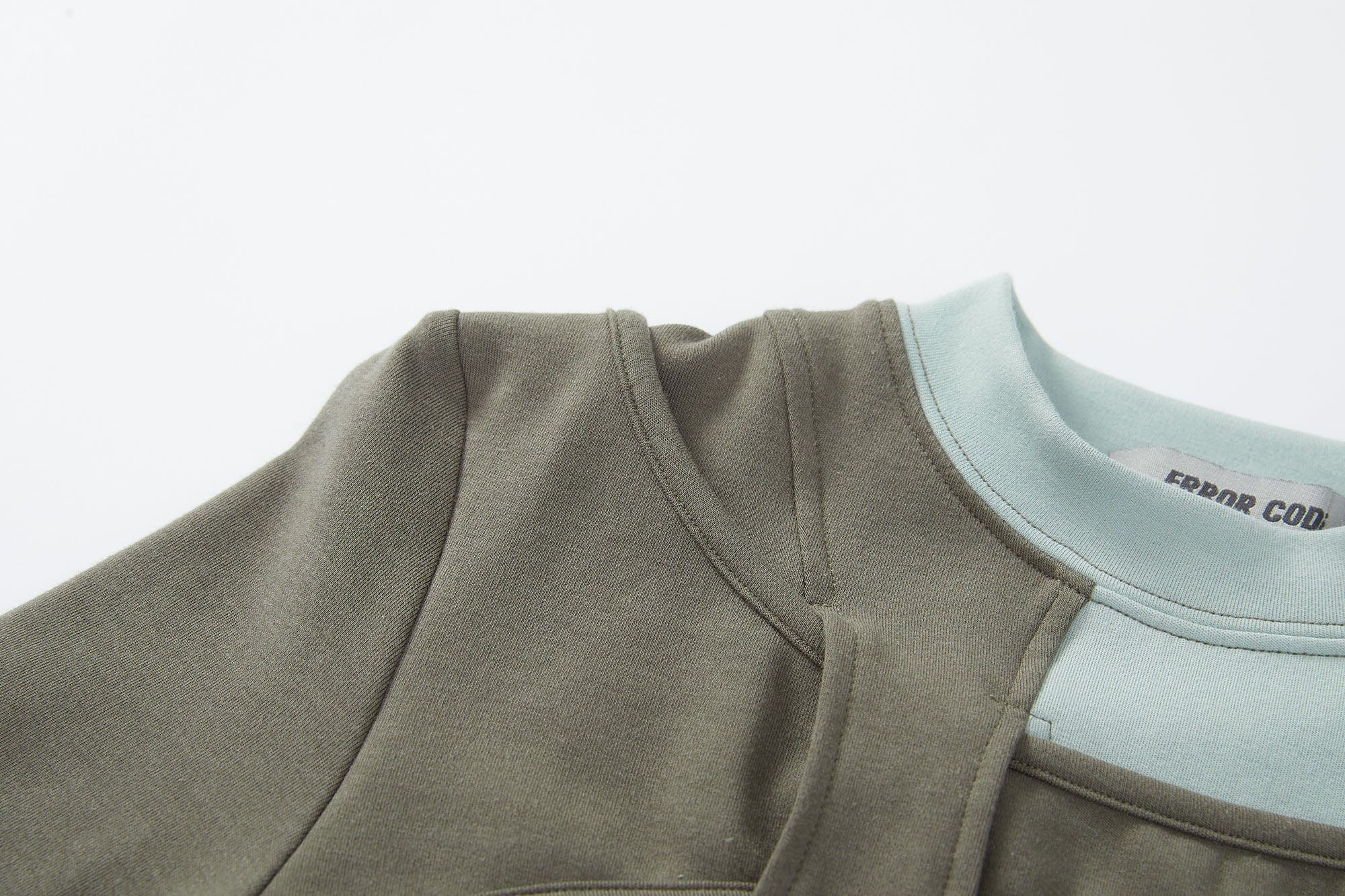 ERROR CODE ROBOT Asymmetrical Contrast Layered Long-Sleeve Tee