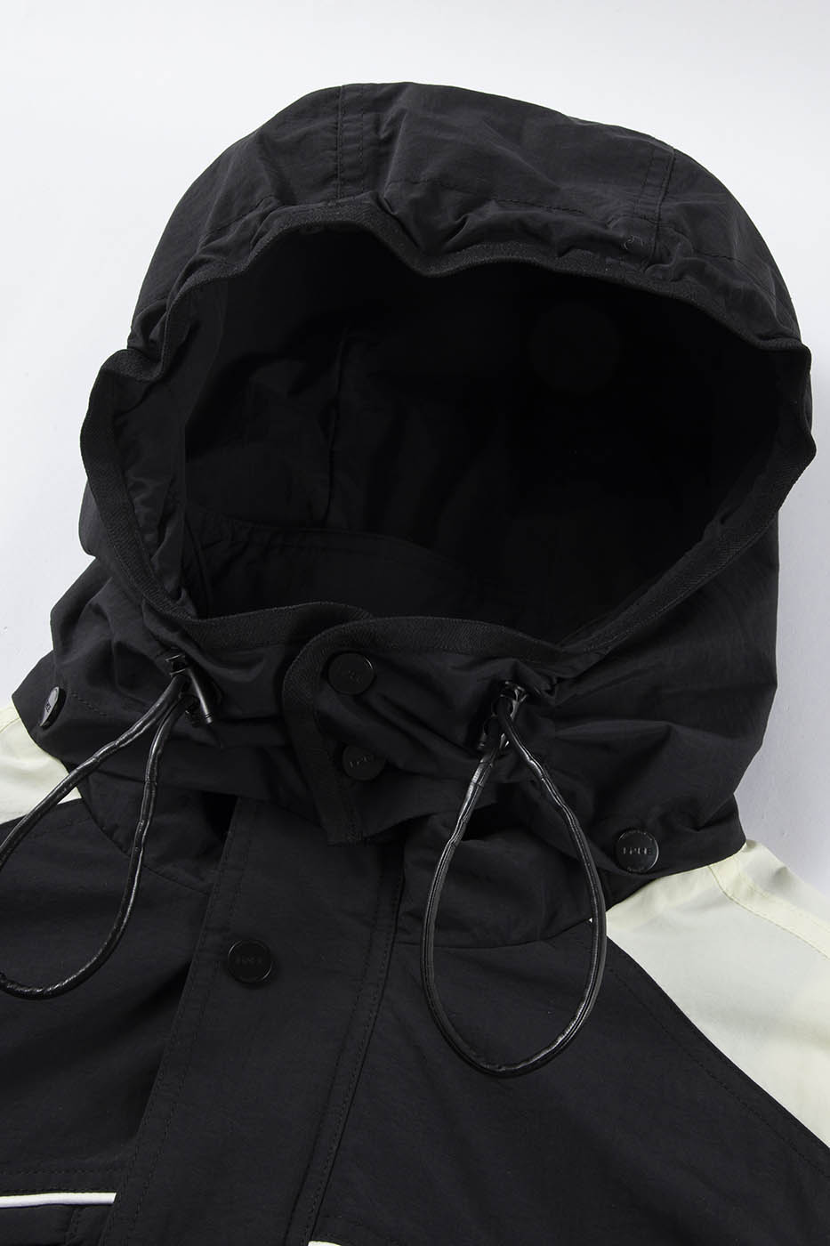 F2CE Deconstructed Detachable-Hood Color-Block Windbreaker