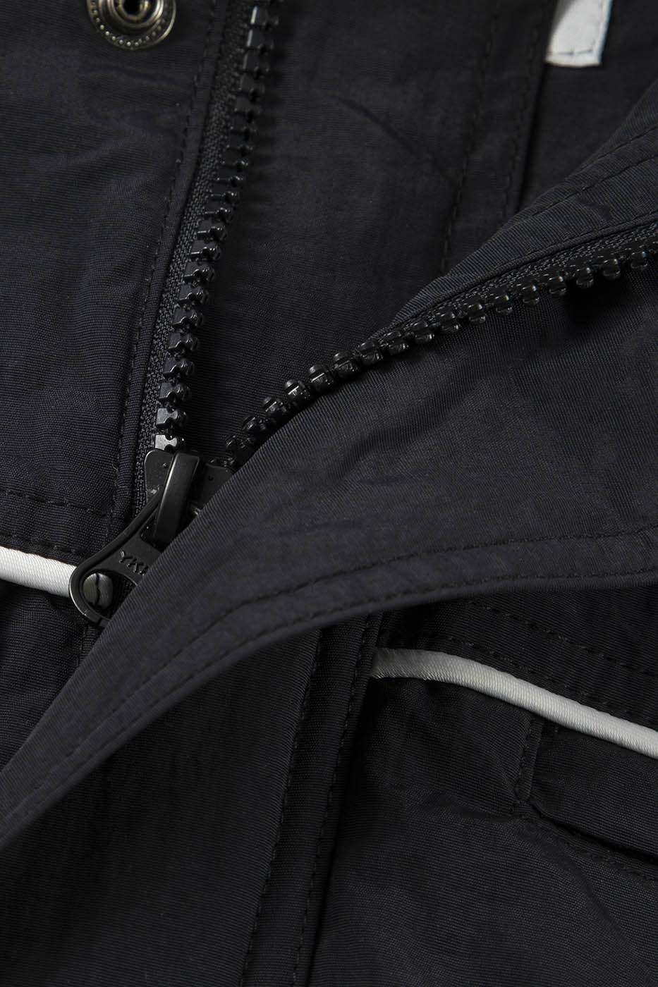 F2CE Deconstructed Detachable-Hood Color-Block Windbreaker