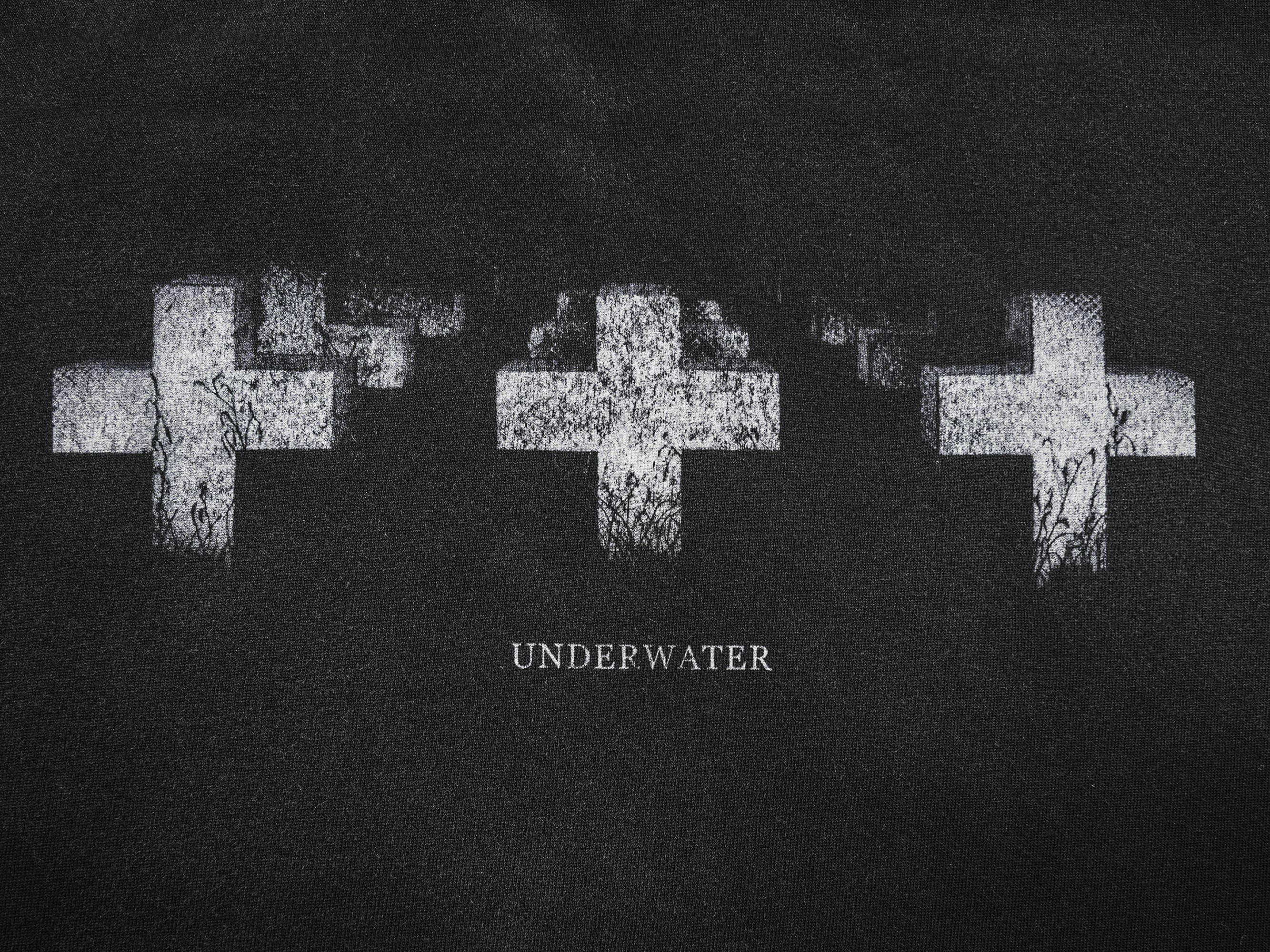UNDERWATER Distressed Cross Tomb T-Shirt