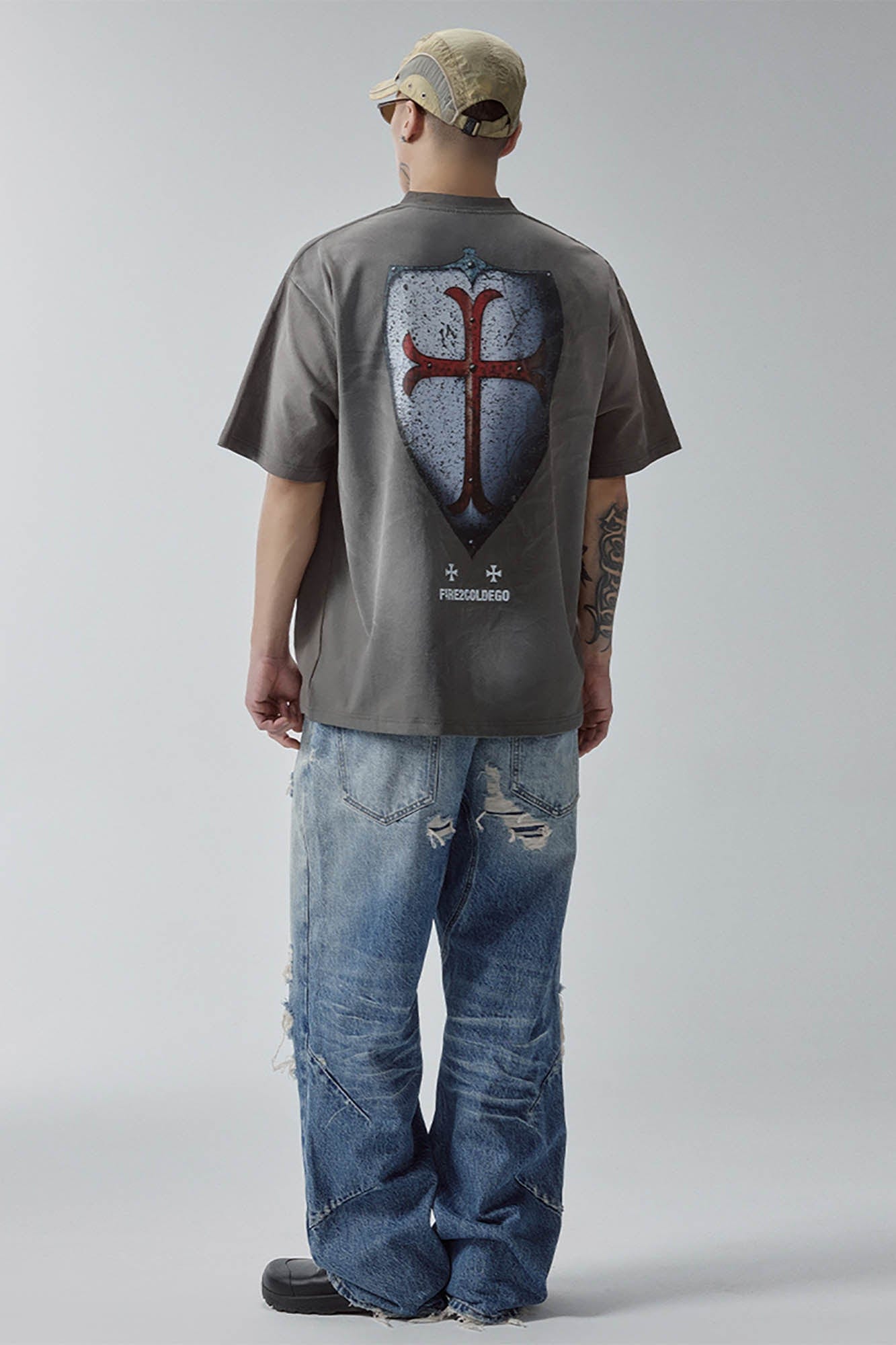 F2CE Ripped Curved Spliced Jeans
