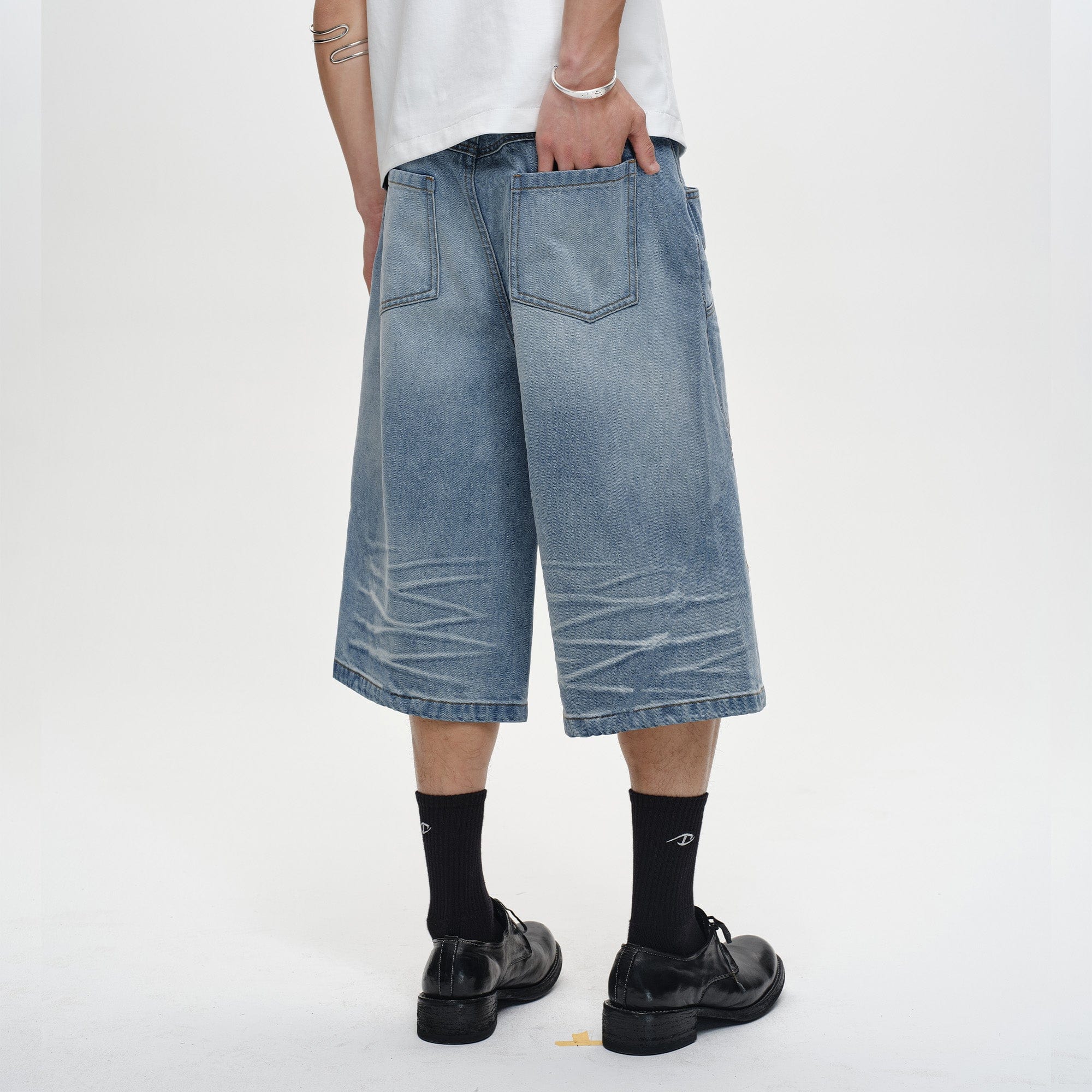 CATSSTAC Whisker-Wash Middle-Spliced Wide-Leg Shorts