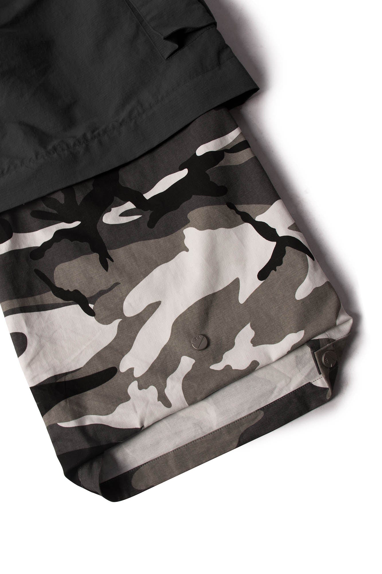 RELABEL Multi-Way Convertible Camo-Leg Cargo Pants