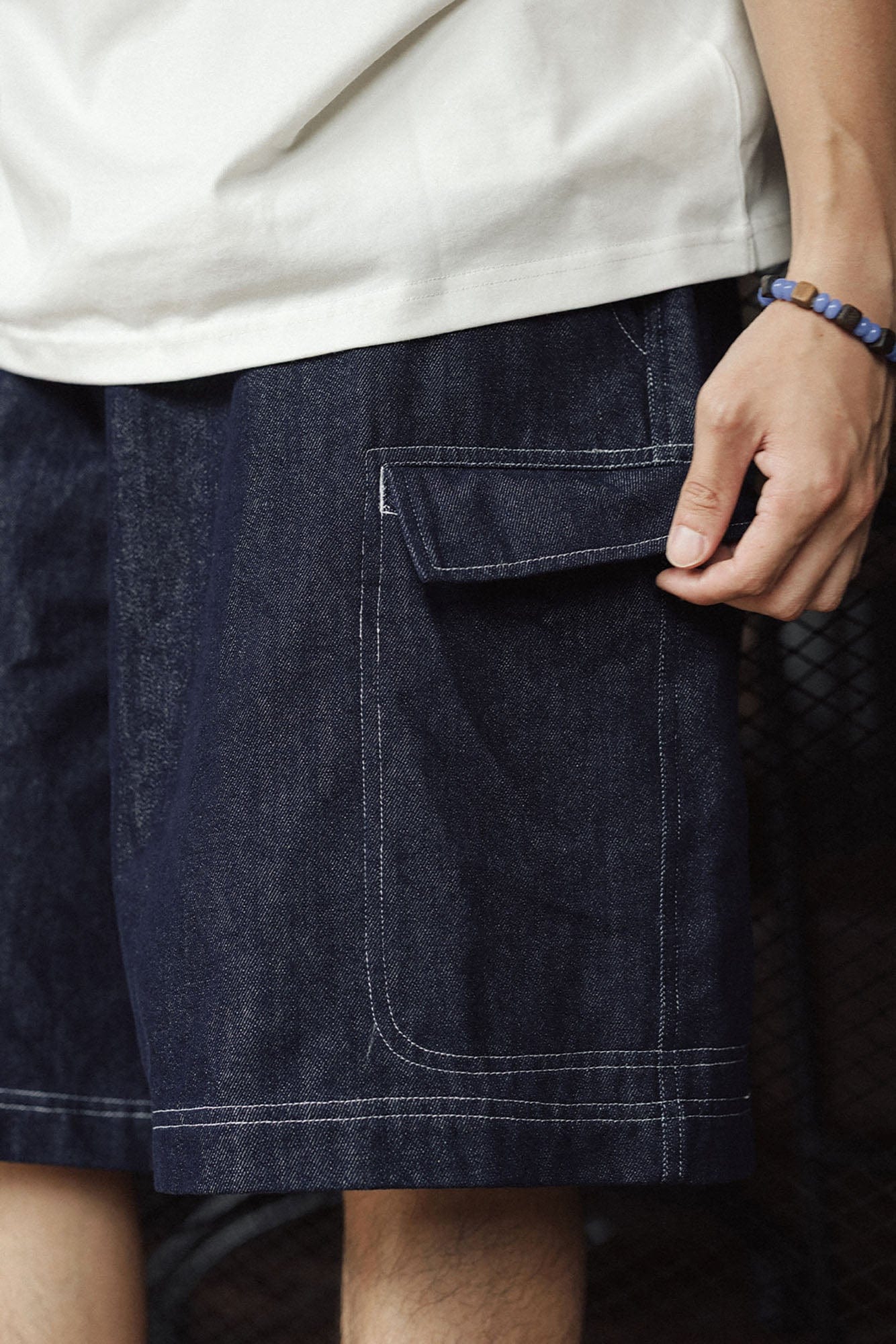 BANANA CLUB Essential Multi-Pocket Raw Shorts