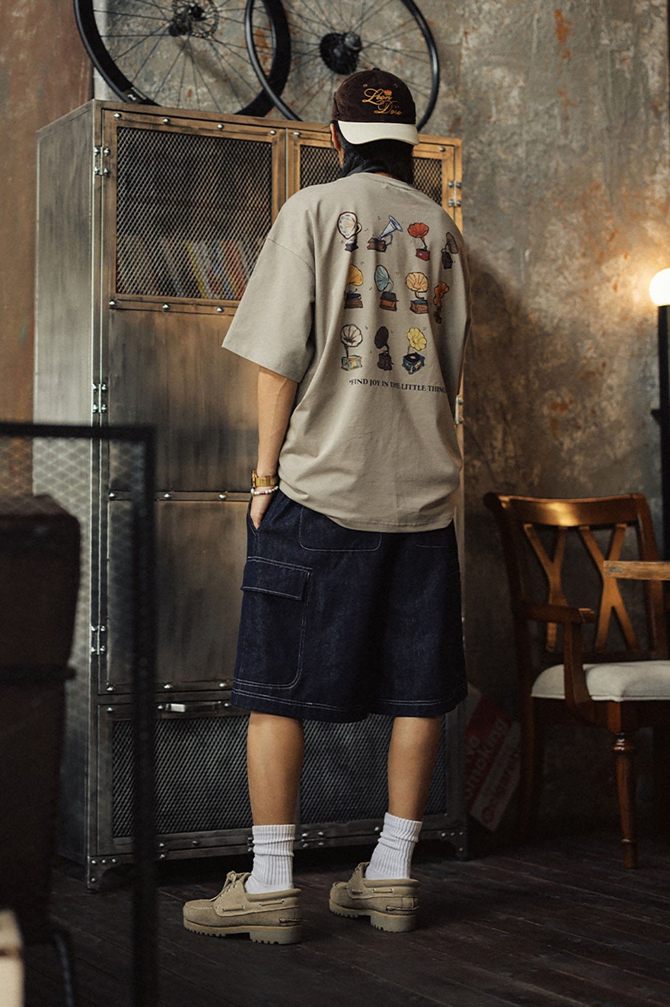BANANA CLUB Essential Multi-Pocket Raw Shorts
