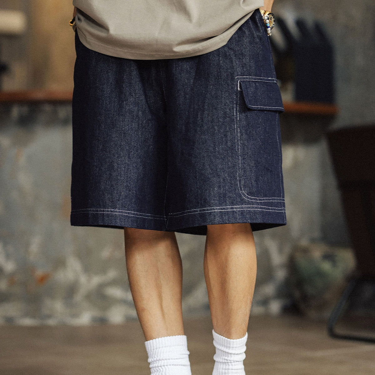 BANANA CLUB Essential Multi-Pocket Raw Shorts
