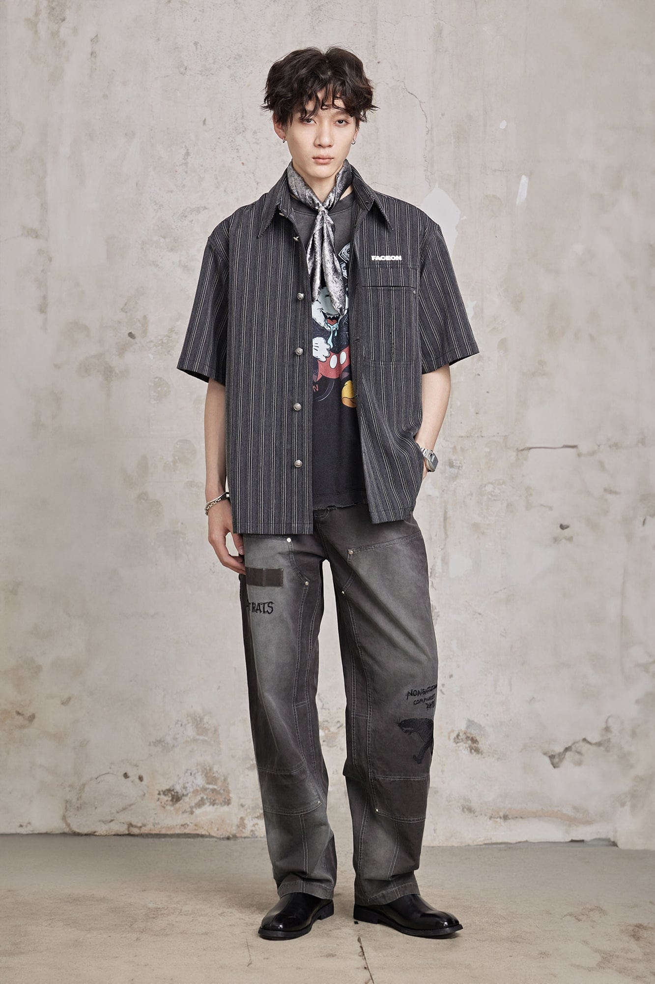 FACEONLAB Retro Textured Contrast Stripe Half Shirt