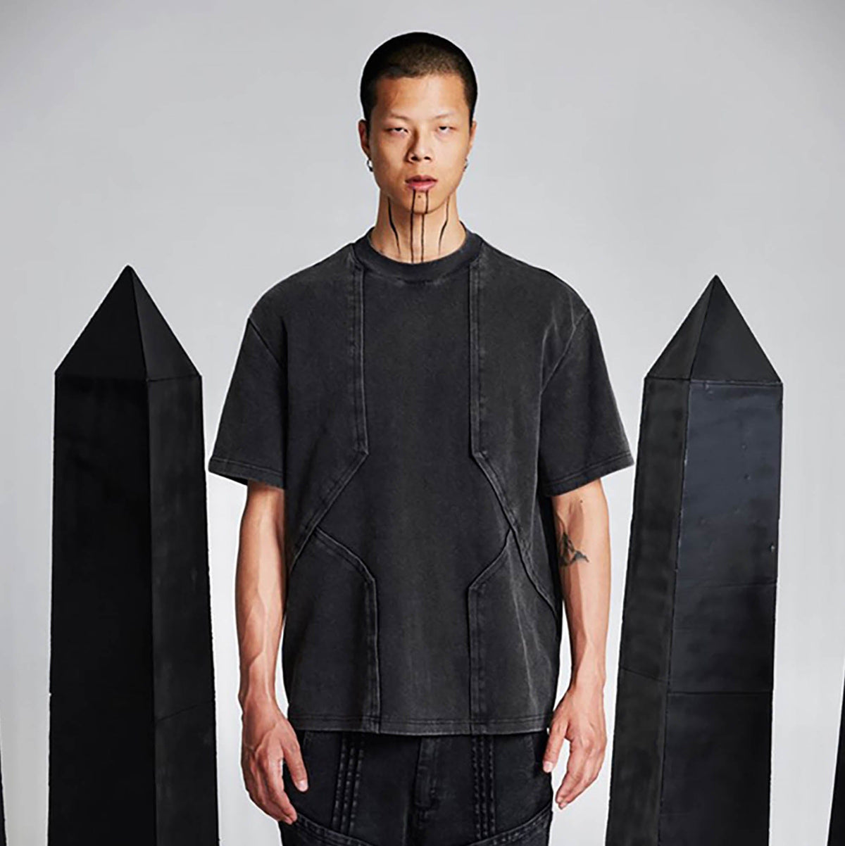 SSIN7 Washed Armor-Panel T-Shirt