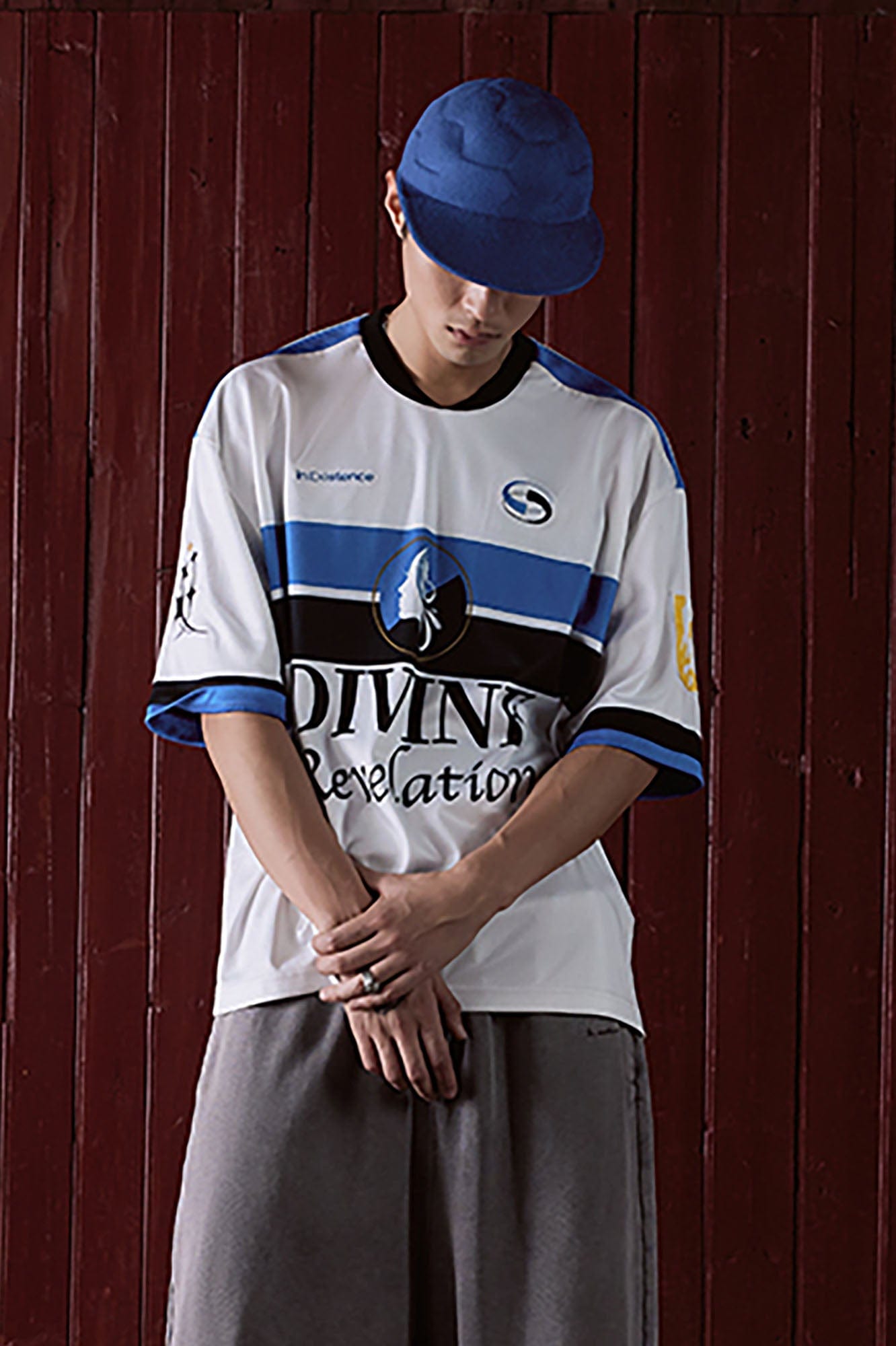 IN EXISTENCE NO.21 Contrast Graphic Sports T-Shirt