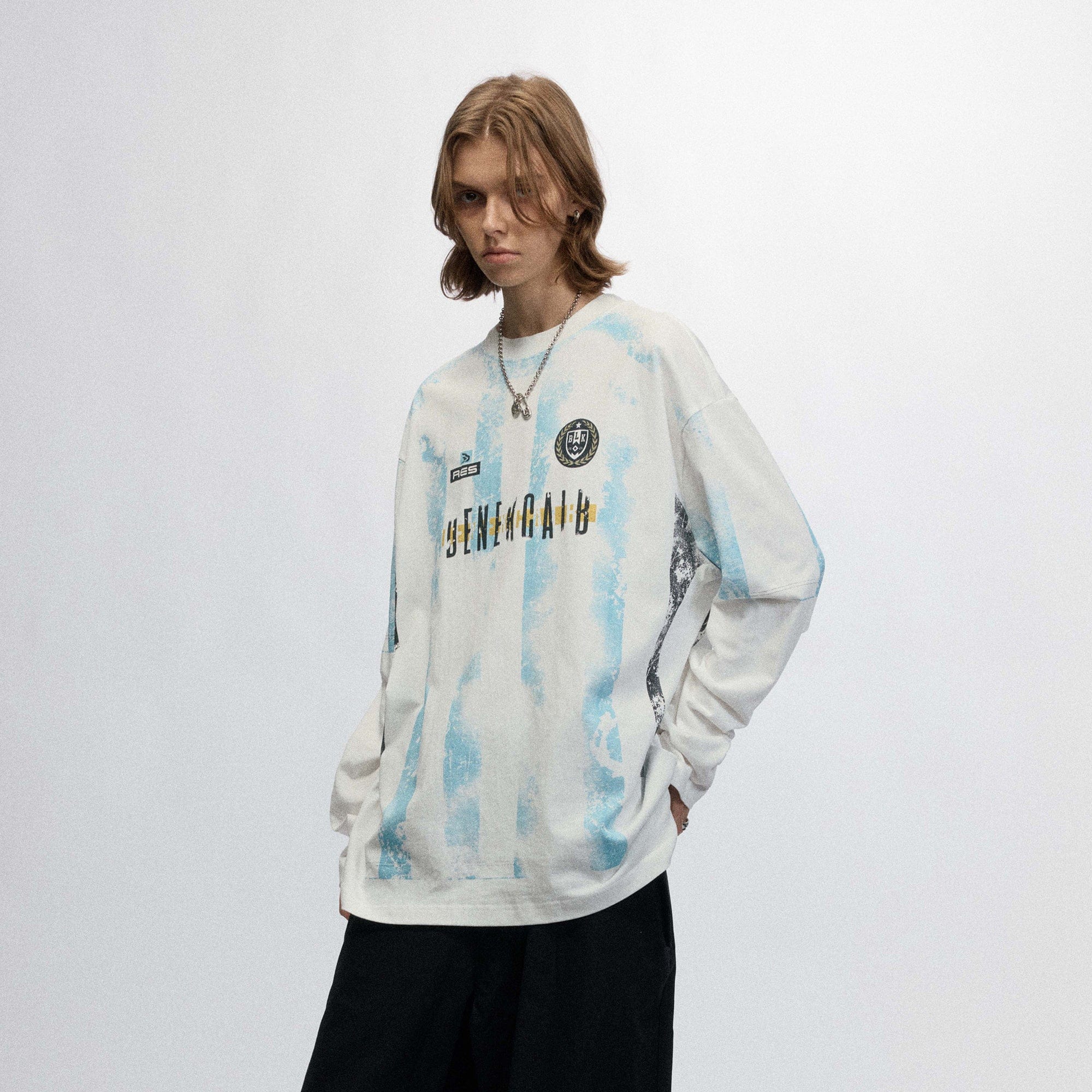 OVDY Retro Distressed Long-Sleeve Jersey