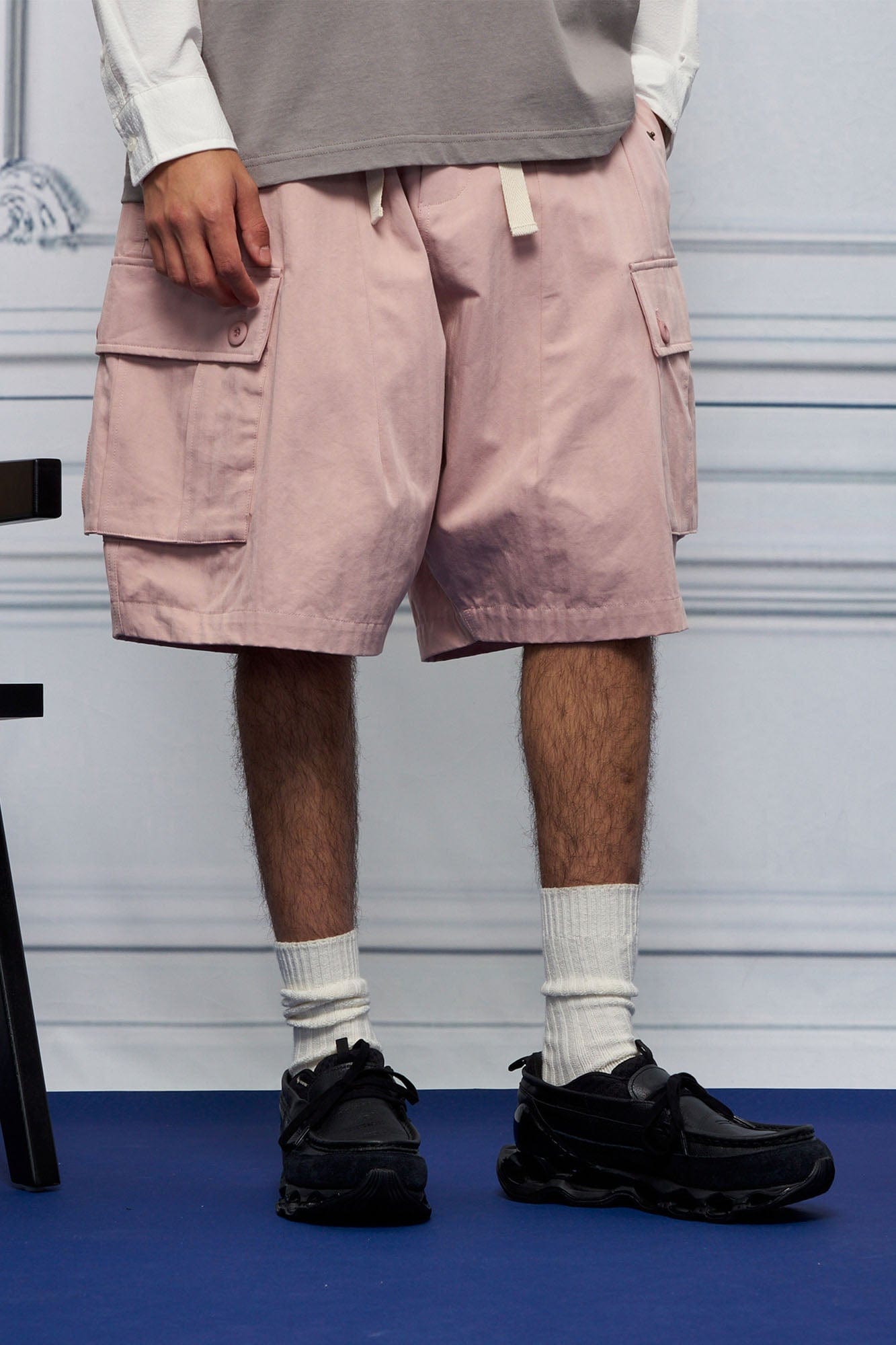UNLIMITED MOTE Multi-Pocket Drawstring Cargo Shorts