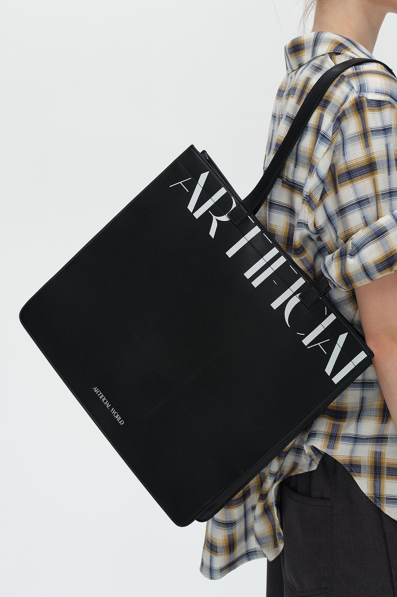 ARTIFICIAL WORLD Logo Graphic Leather Tote Bag