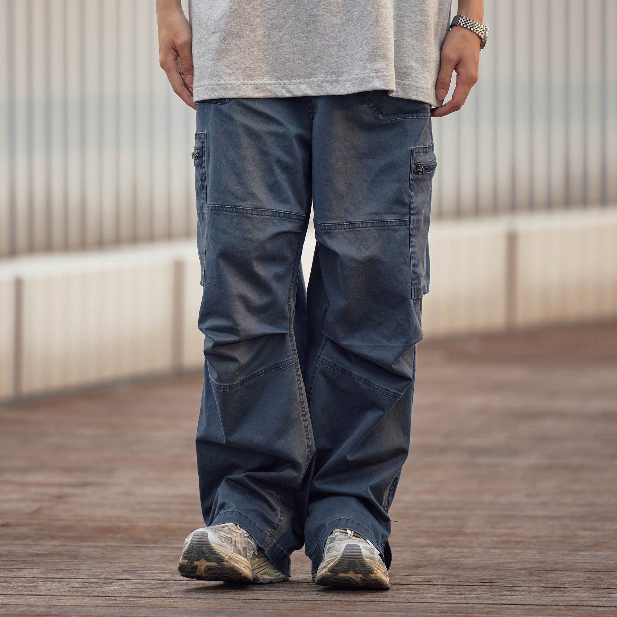 BANANA CLUB Zippered-Hem Multi-Pocket Crinkled Cargo Pants