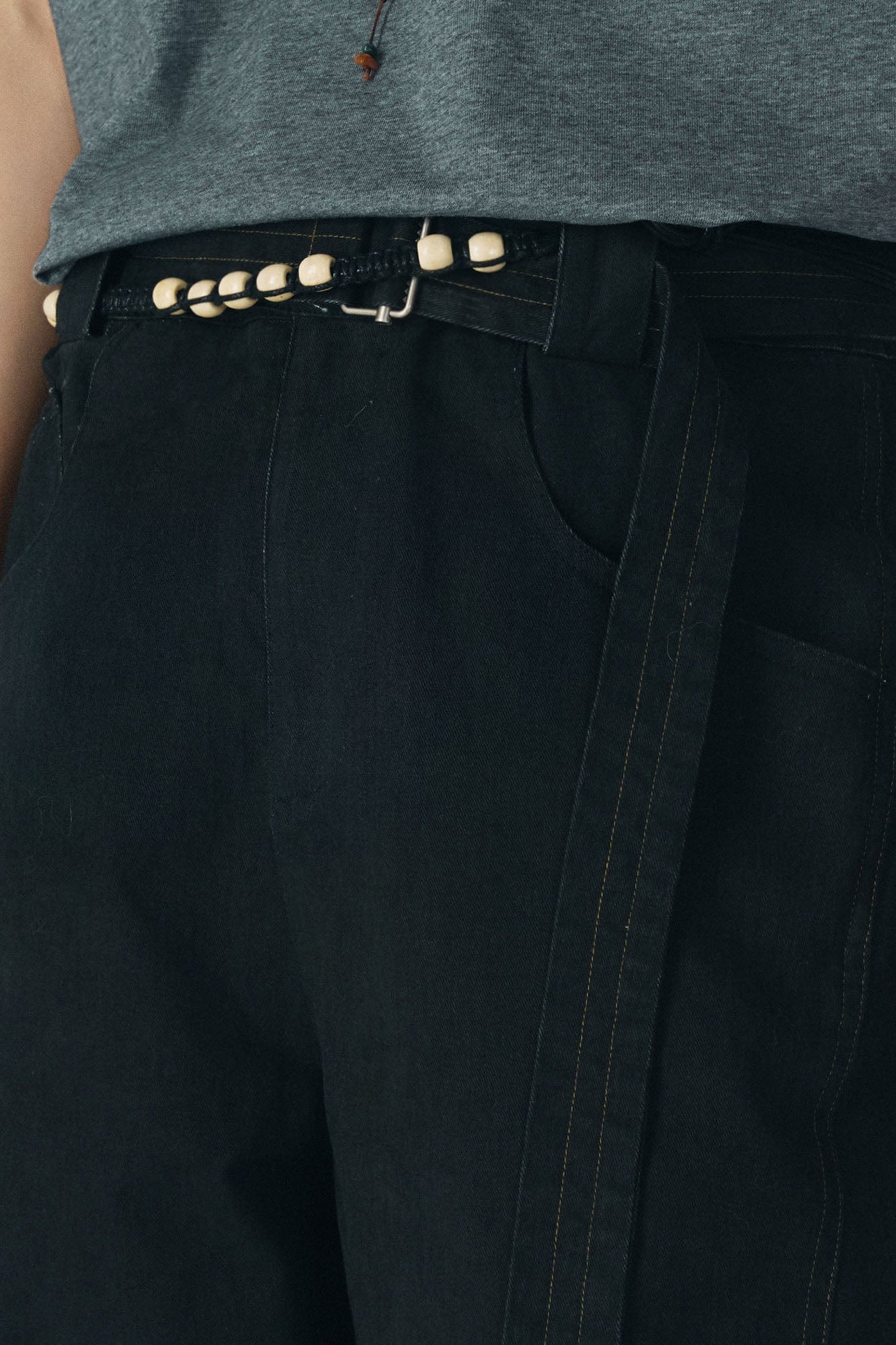 GONGHE REPUB Arc Spliced Strap Belt Pants