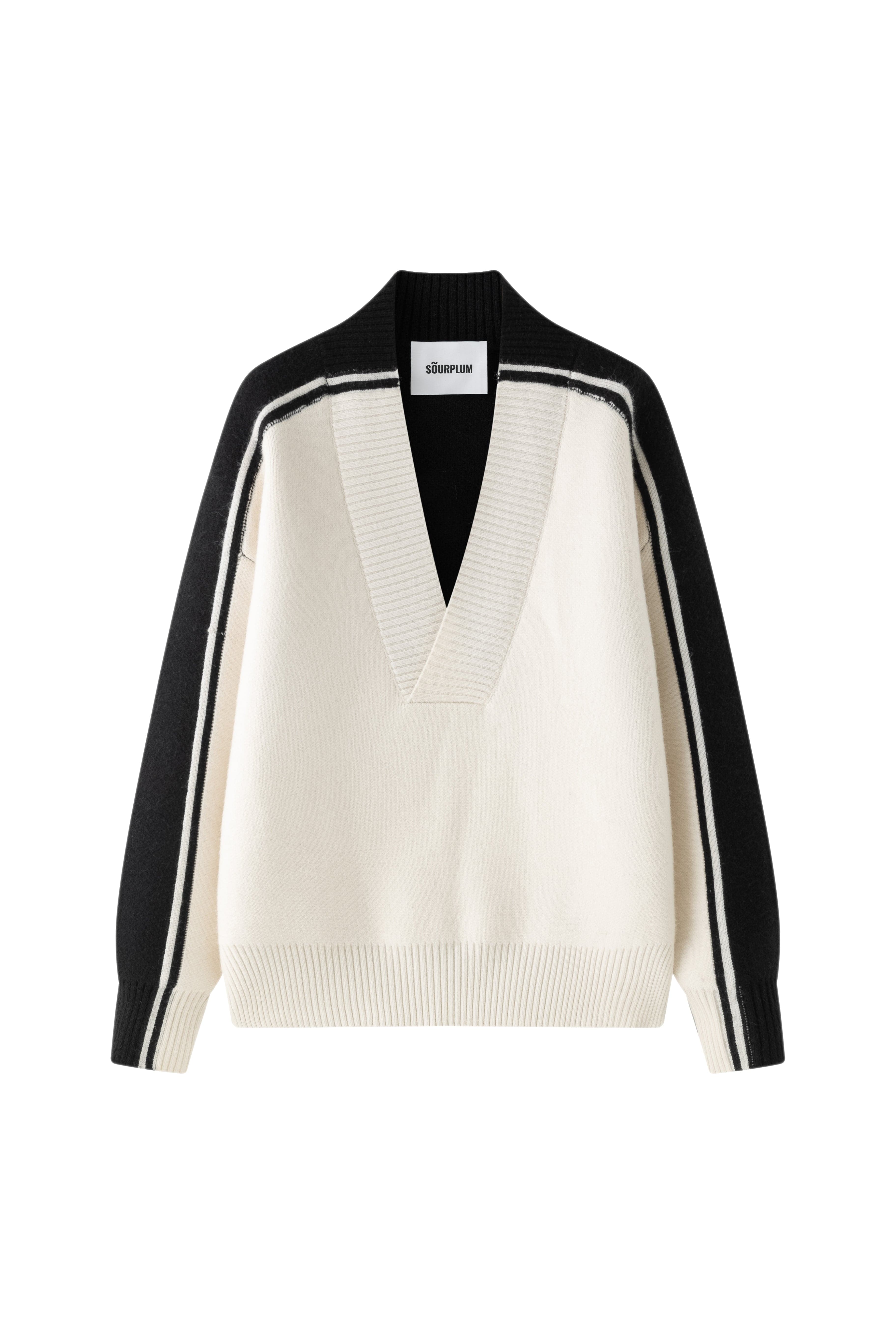 SOURPLUM Modern Spliced V-Neck Sweater