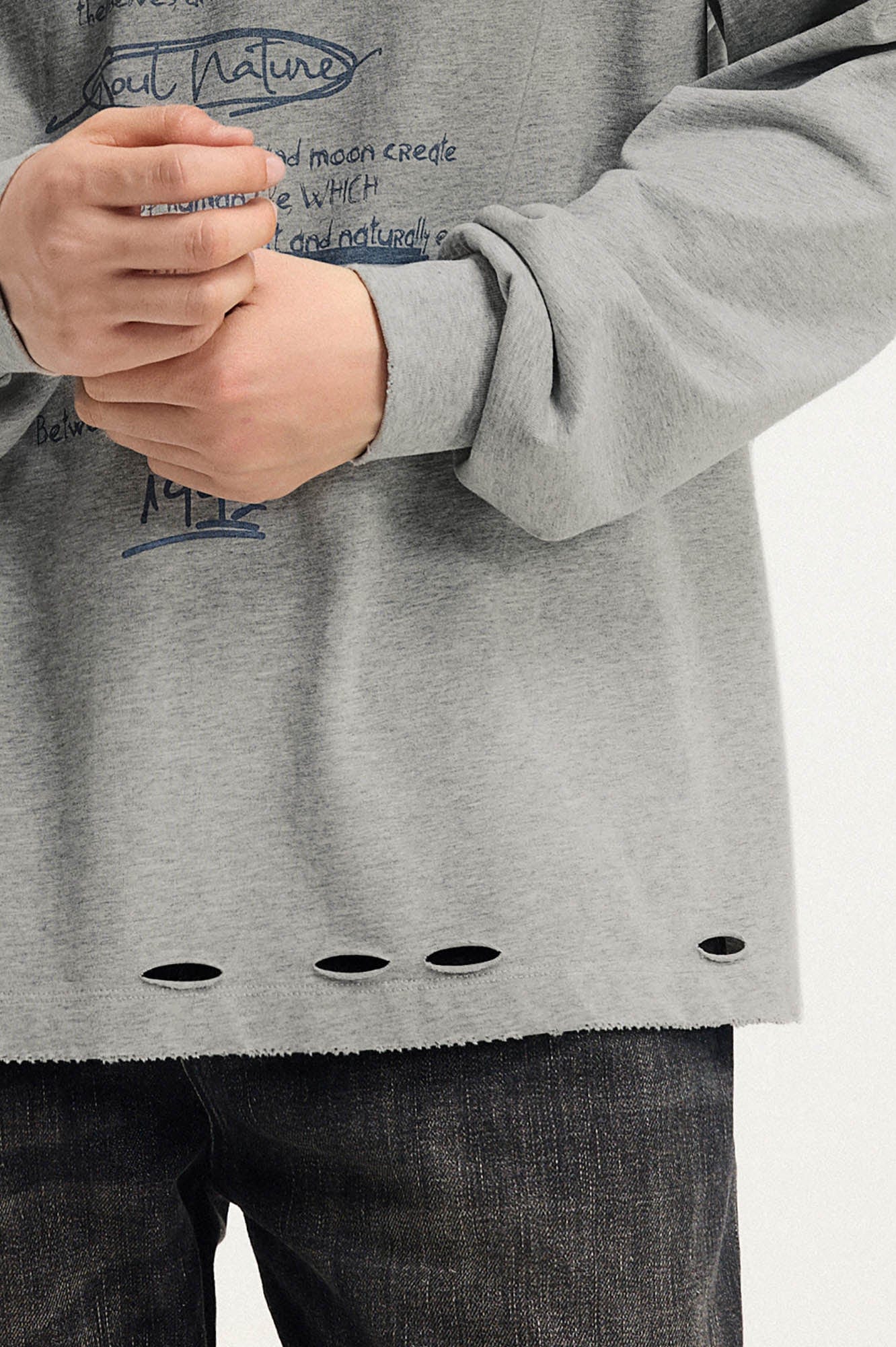 BONELESS Distressed Statement Graffiti Gradient Long-Sleeve Tee