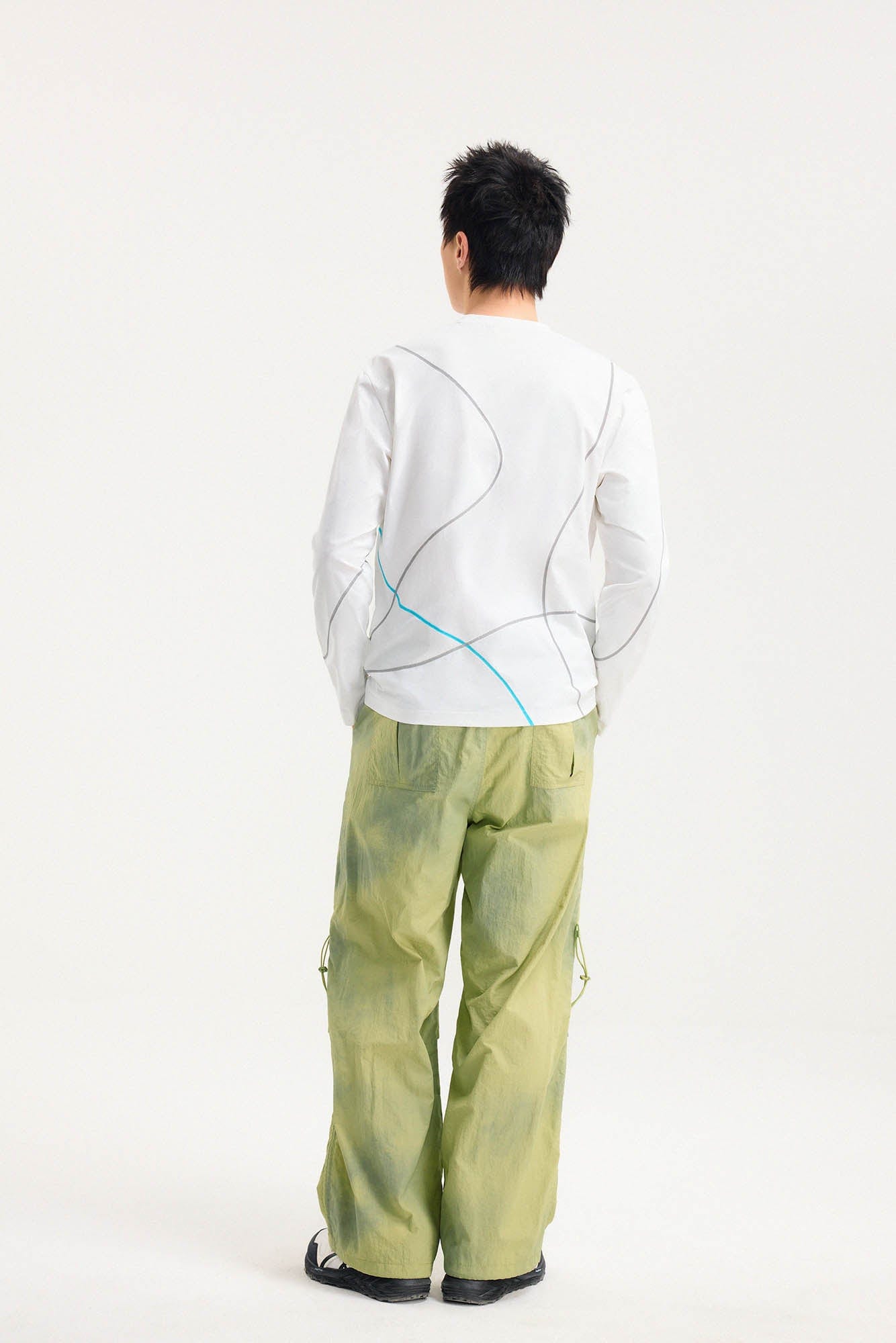 BONELESS Flow Line Stitch Long-Sleeve Tee