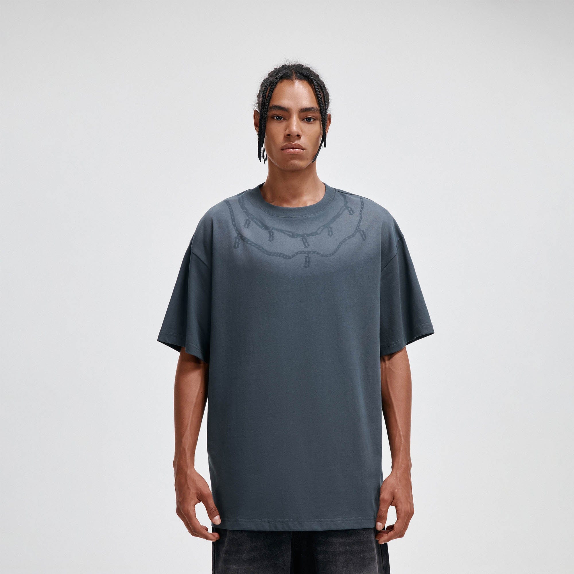 BONELESS Sprayed Chain T-Shirt