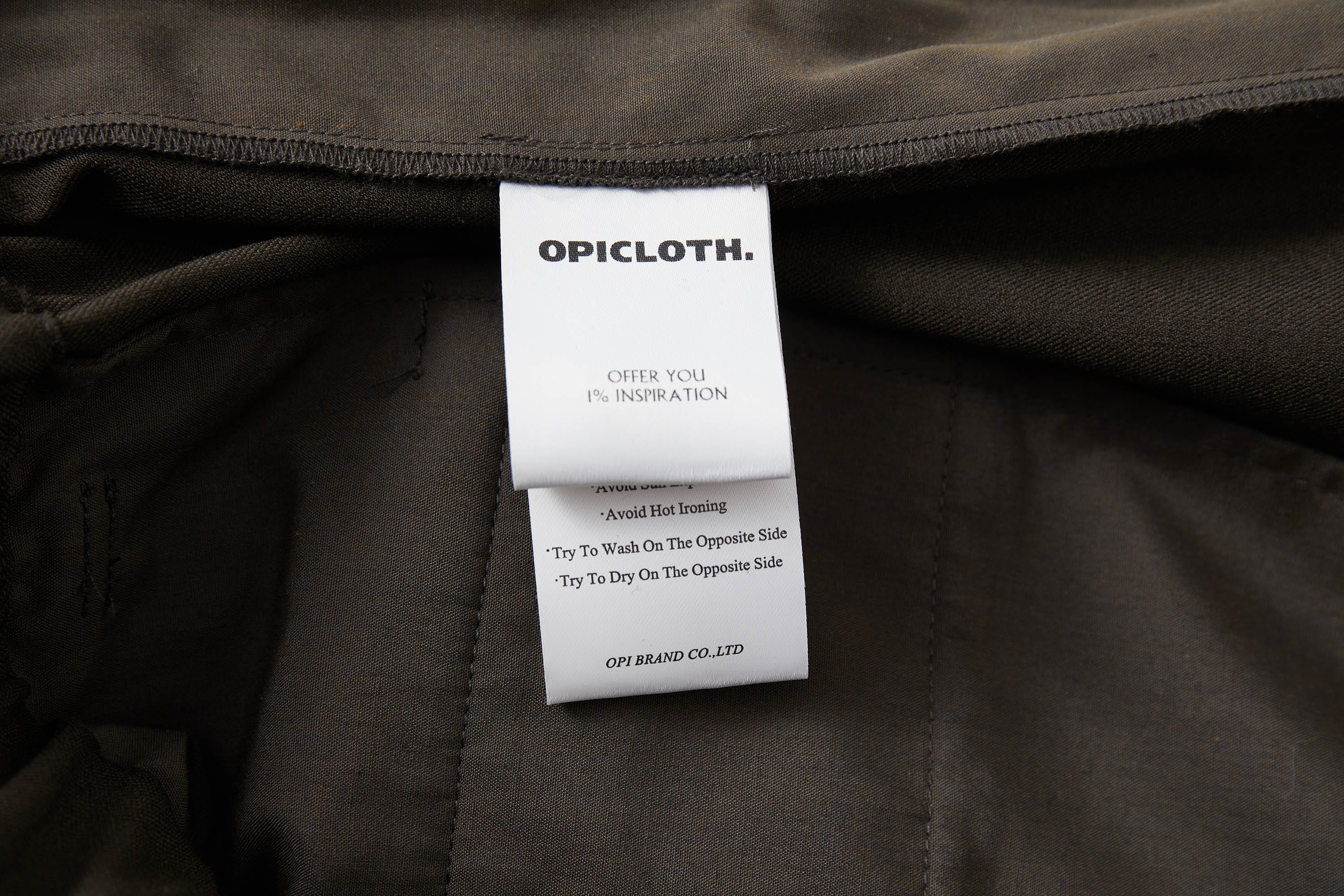 OPICLOTH Pleated Tapered Waist Straight-Leg Trousers