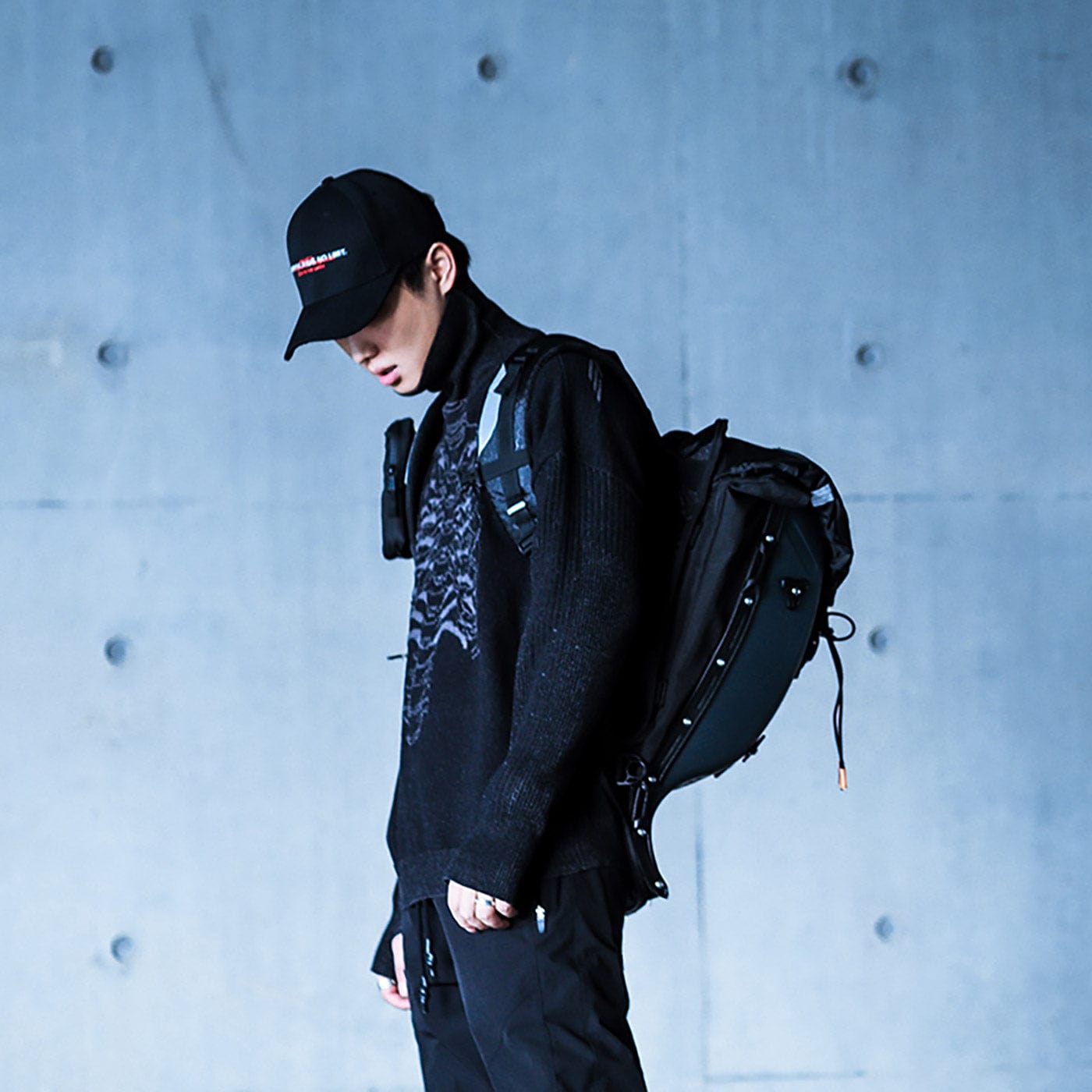 ENSHADOWER Mechanical Skeleton Turtleneck Sweater