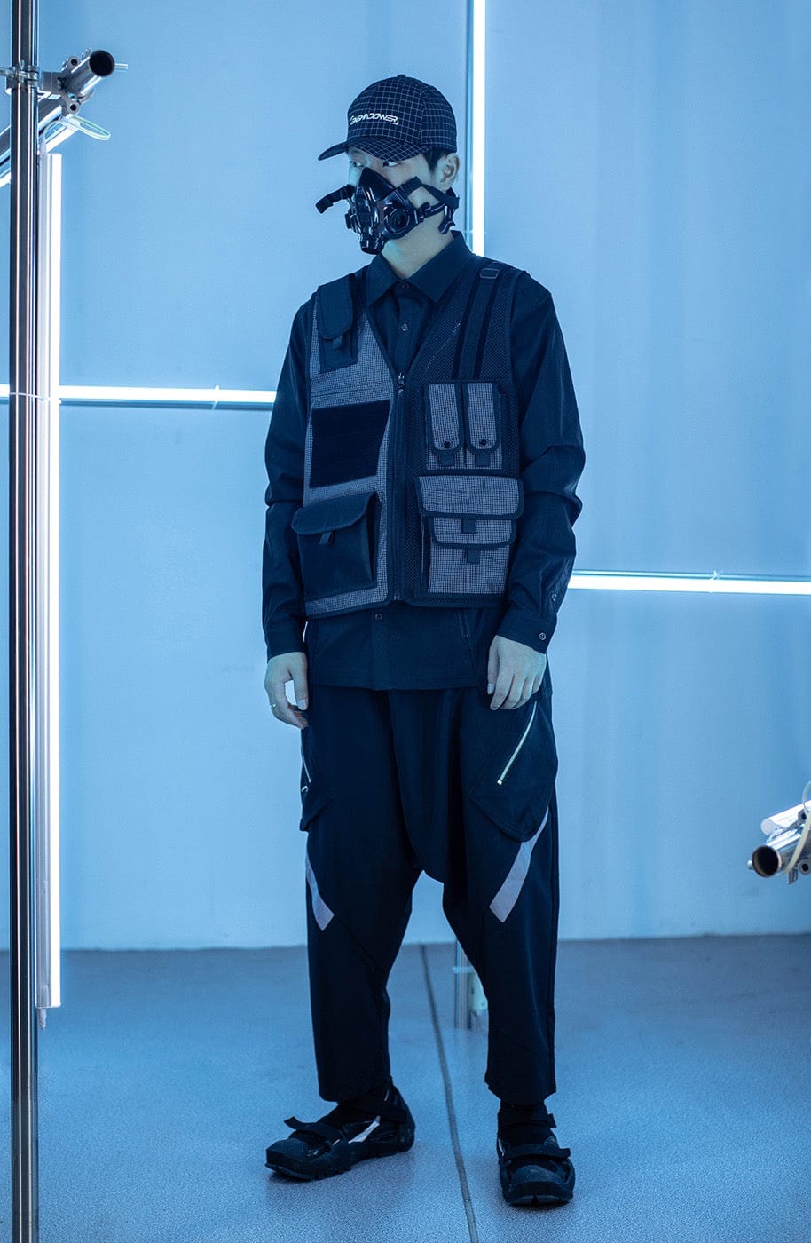 ENSHADOWER Patchwork Pockets Capri pants