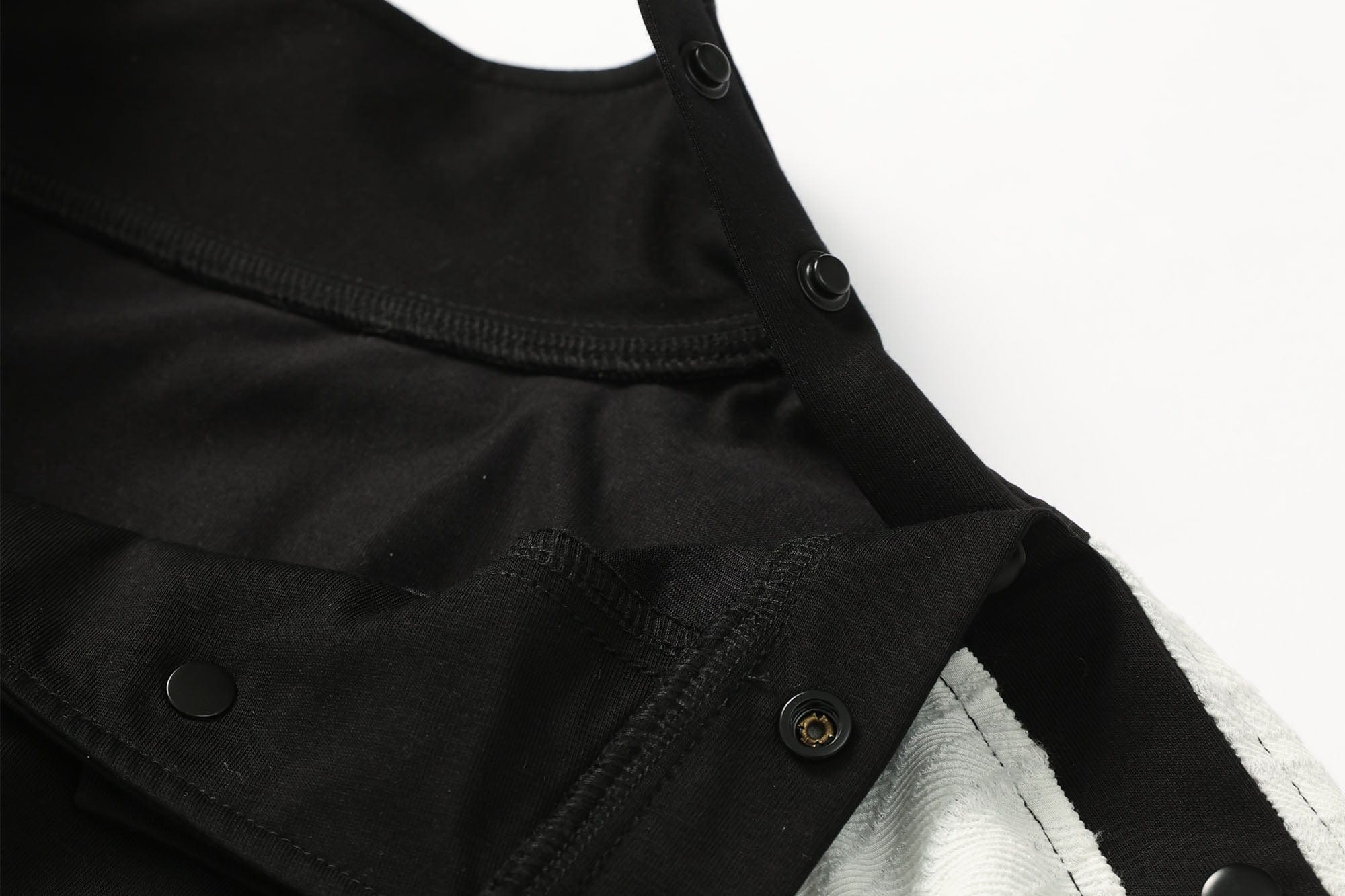 ERROR CODE ROBOT Button-Seam Contrast Detachable-Sleeve Tee