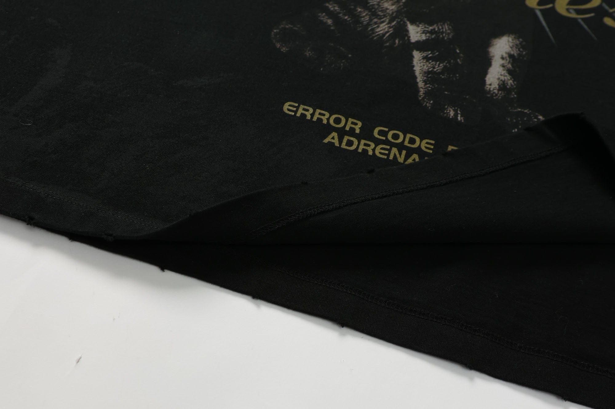 ERROR CODE ROBOT Screaming Cat Graphic Washed T-Shirt