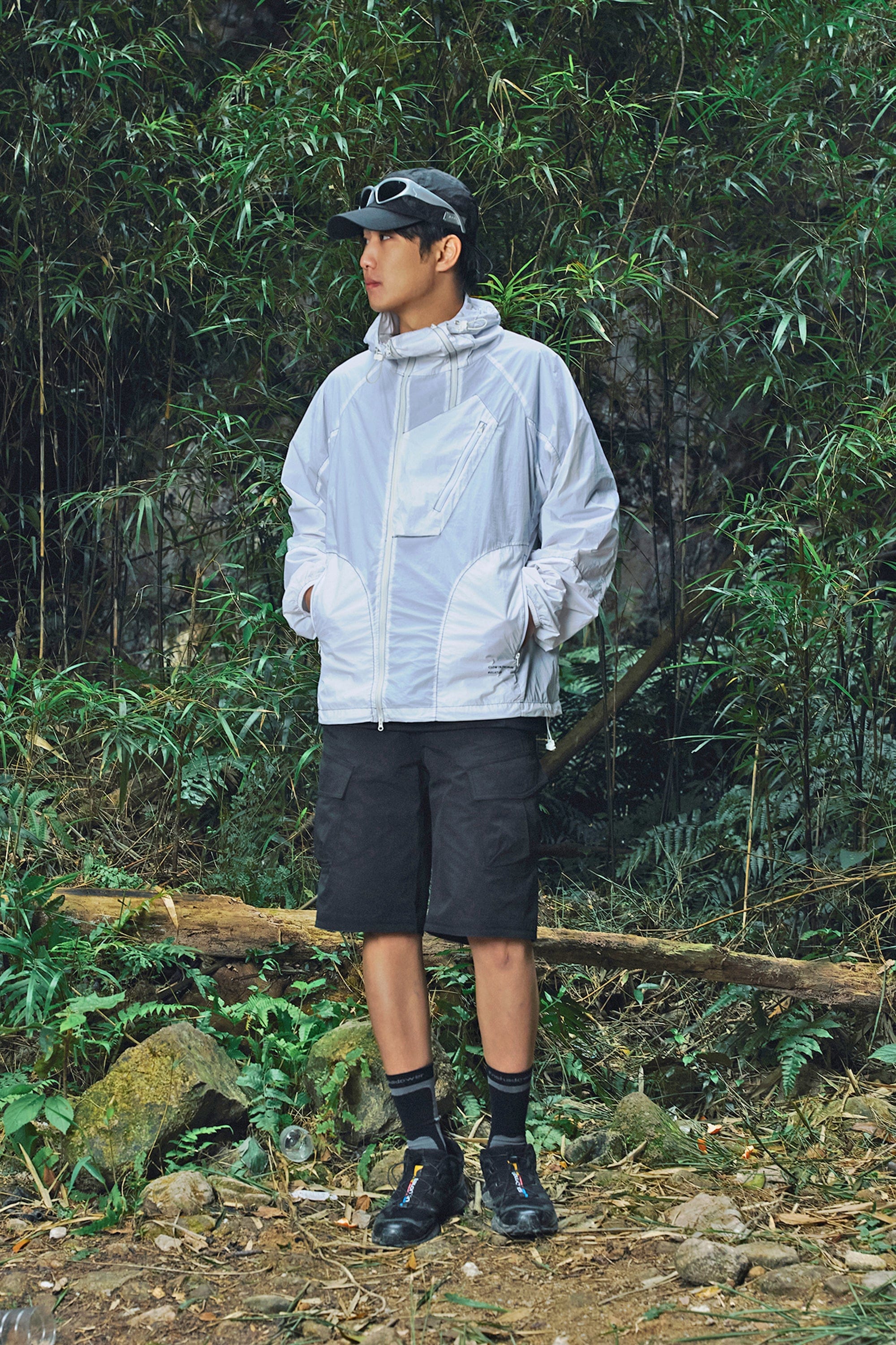 ENSHADOWER Modern Large Pocket Logo Shorts