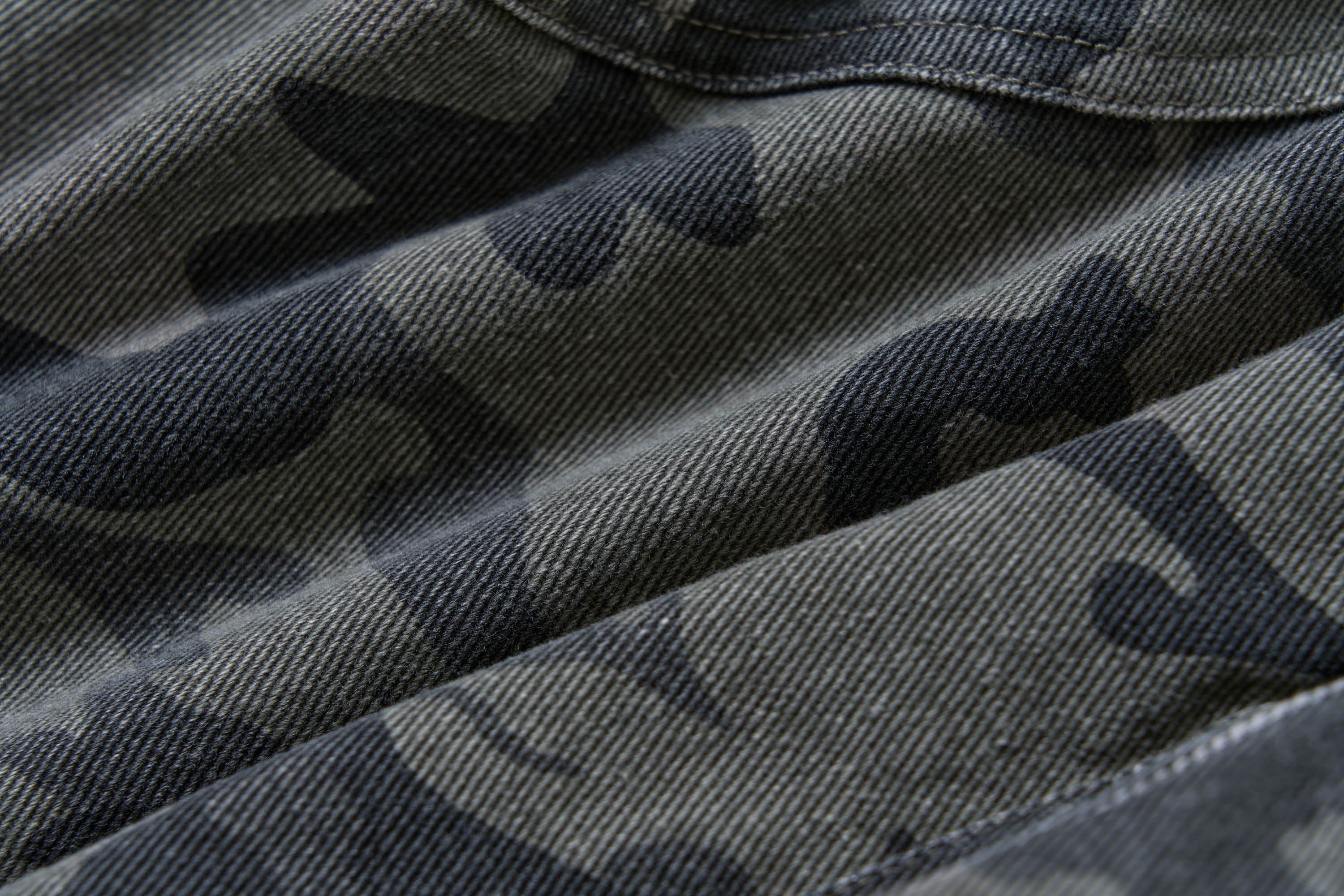 SAVAGEGROWTHWORLD Camo Spliced Multi-Pocket Shorts