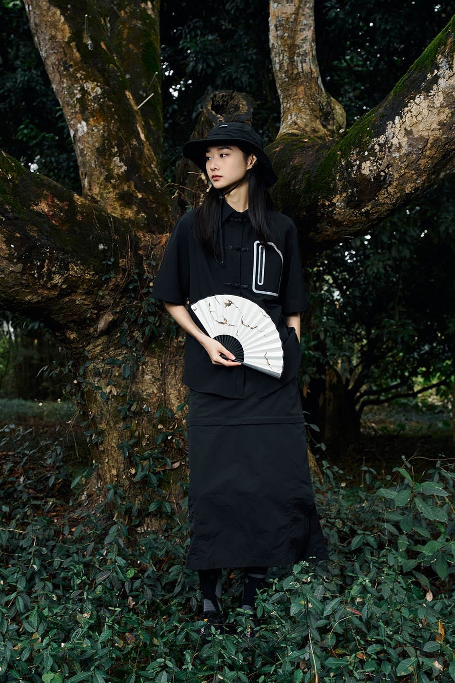 ENSHADOWER Modern Chinese Button Half Shirt