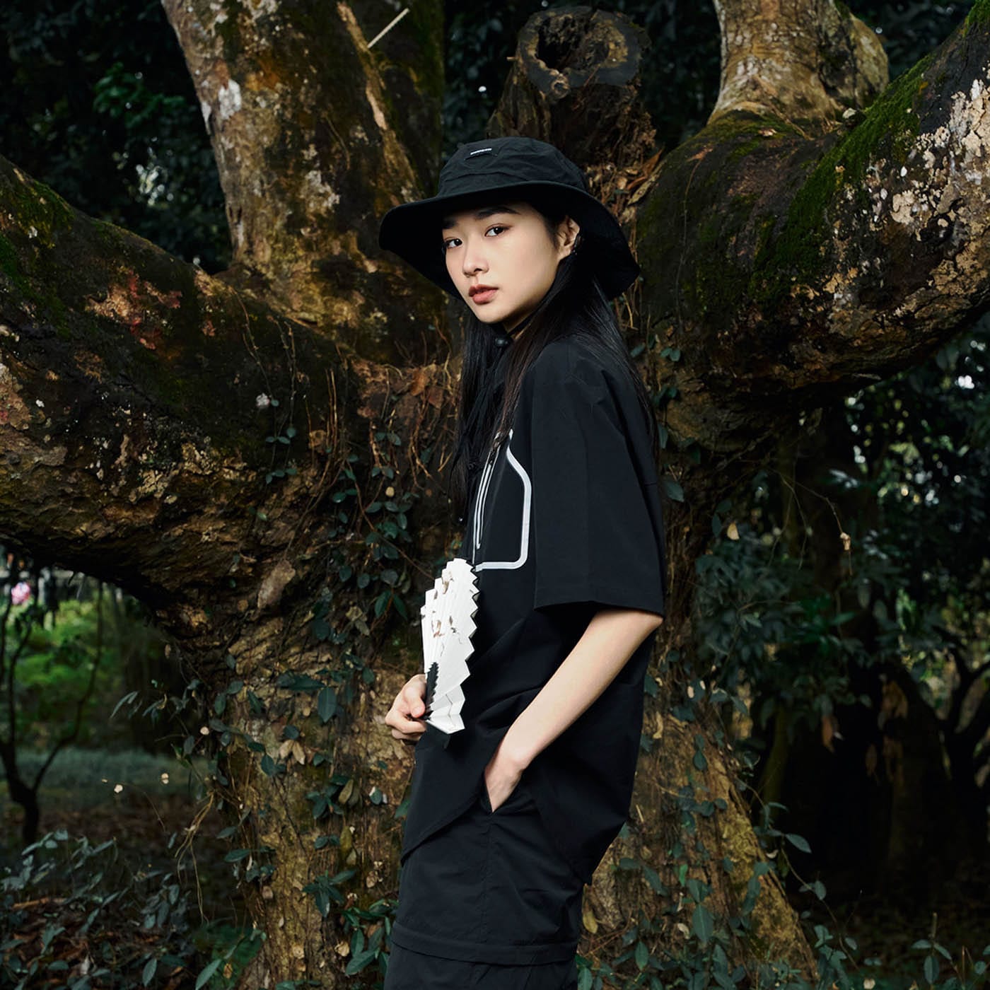 ENSHADOWER Modern Chinese Button Half Shirt