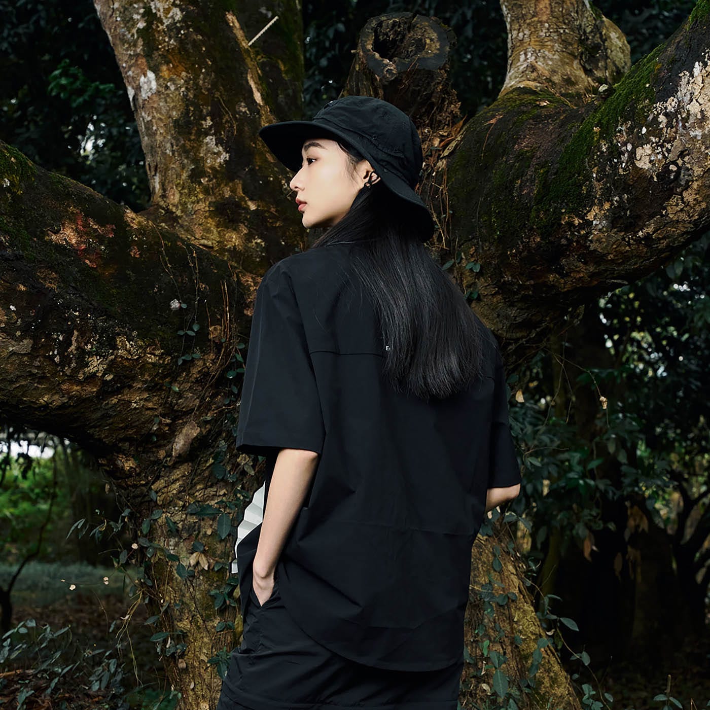 ENSHADOWER Modern Chinese Button Half Shirt