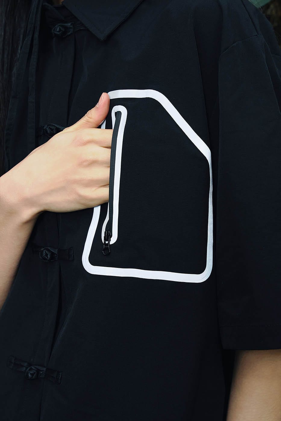 ENSHADOWER Modern Chinese Button Half Shirt