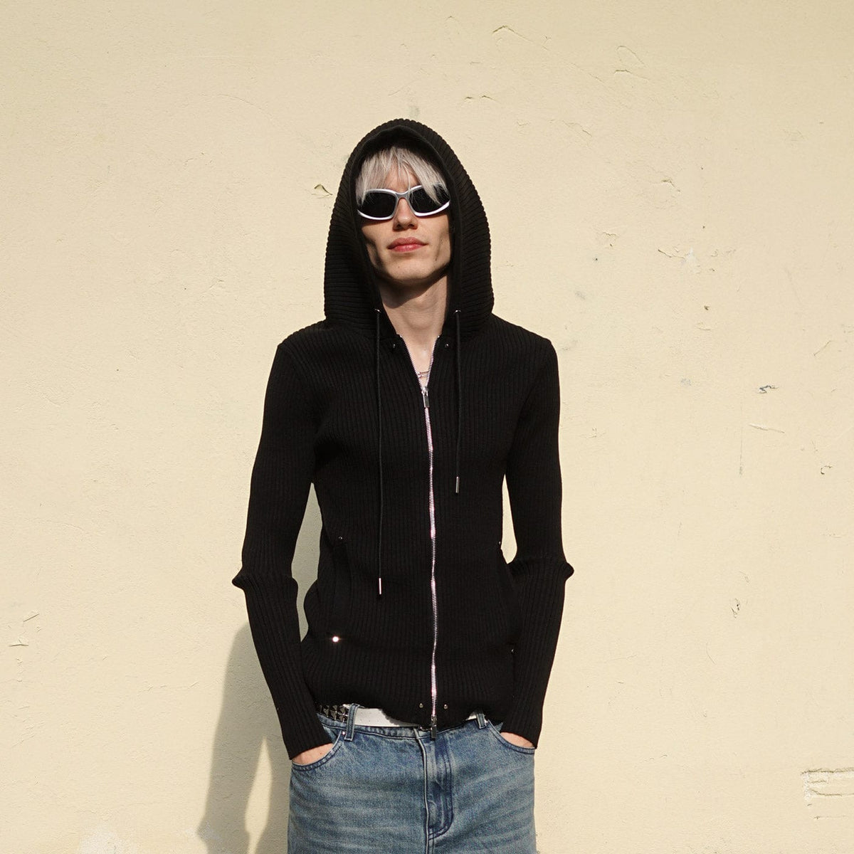 SOURPLUM Cropped Rivet Zip-Up Knitted Hoodie