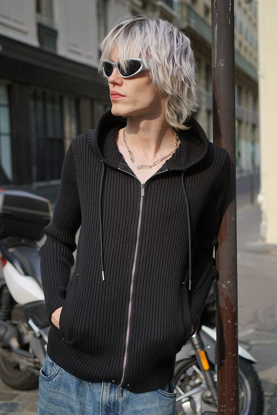 SOURPLUM Cropped Rivet Zip-Up Knitted Hoodie