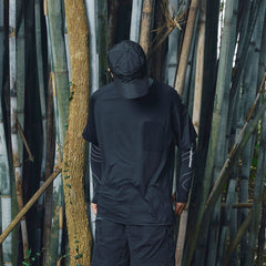 ENSHADOWER Modern Minimal Zipper Pocket T-Shirt